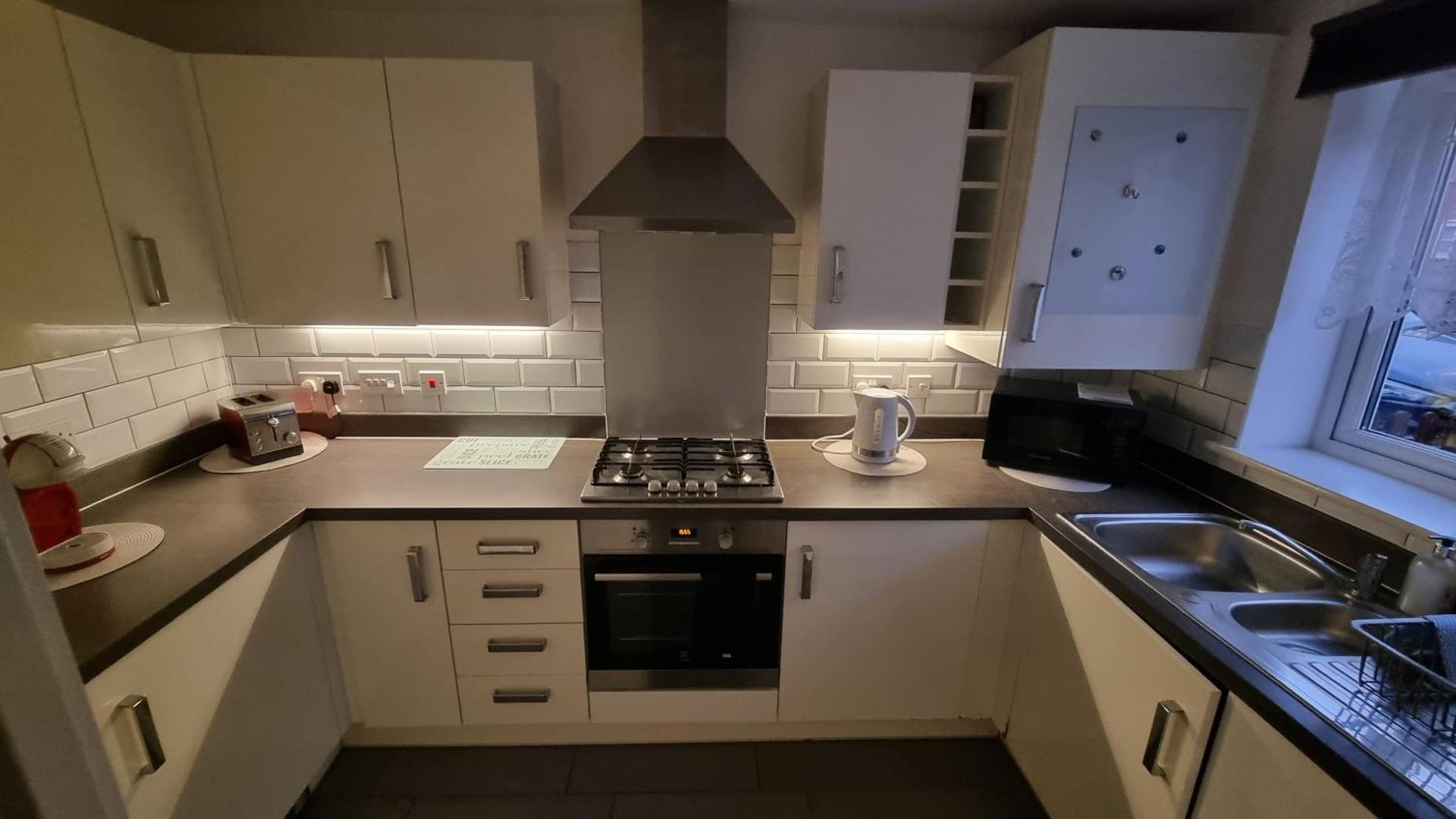 Cosy 2 bed house in Aylesbury