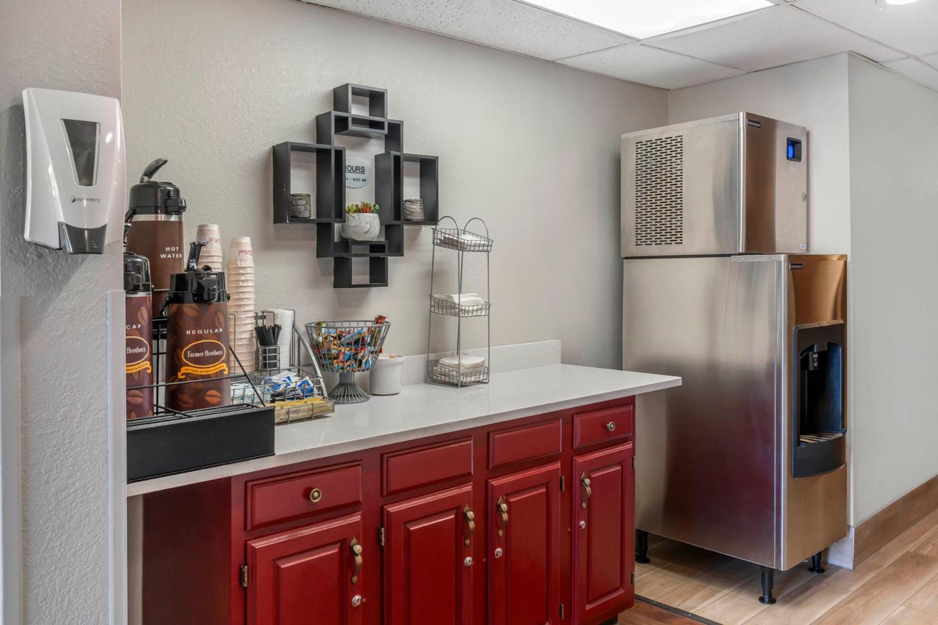 Coffee/tea facilities