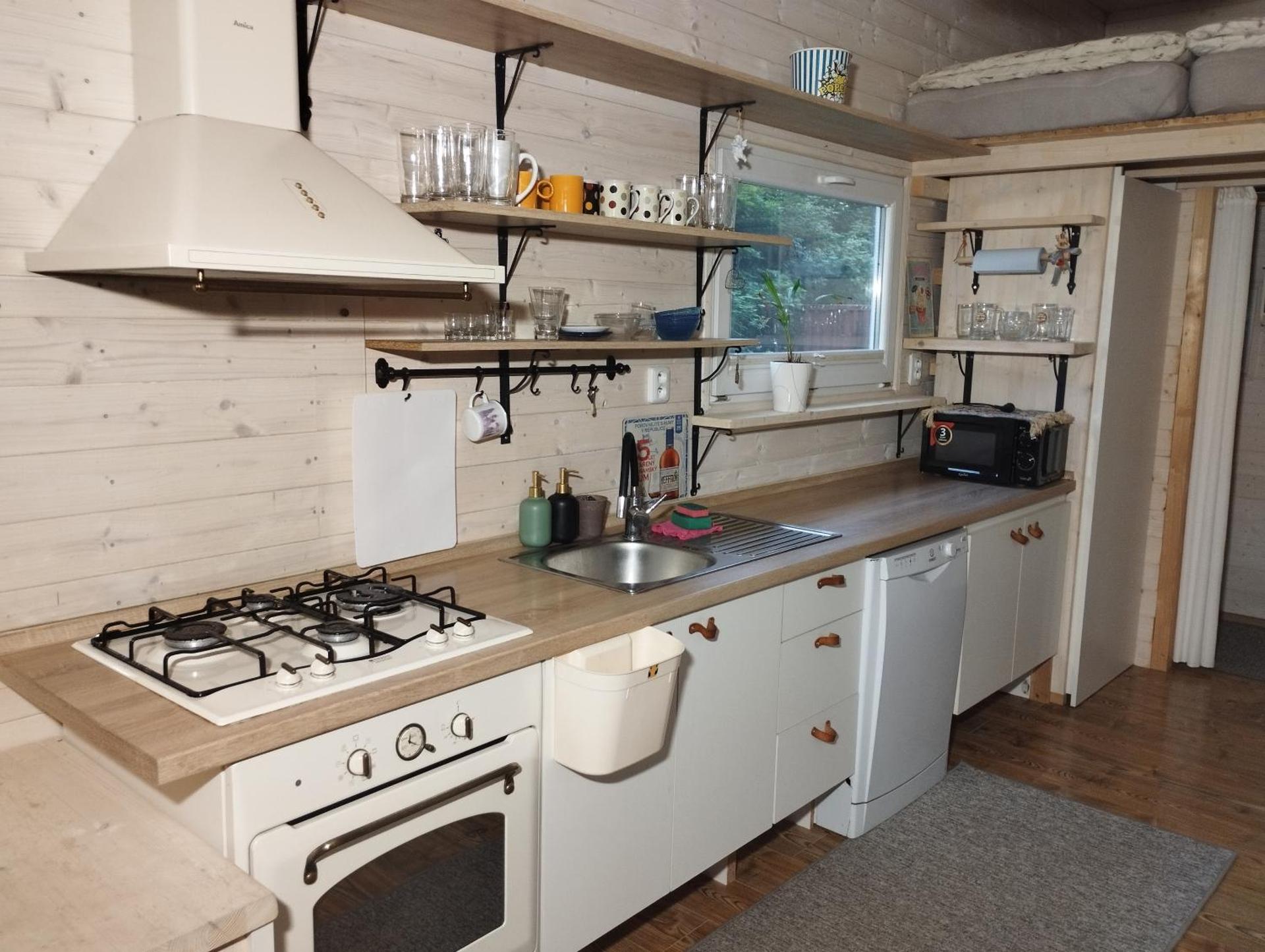 Kitchen or kitchenette