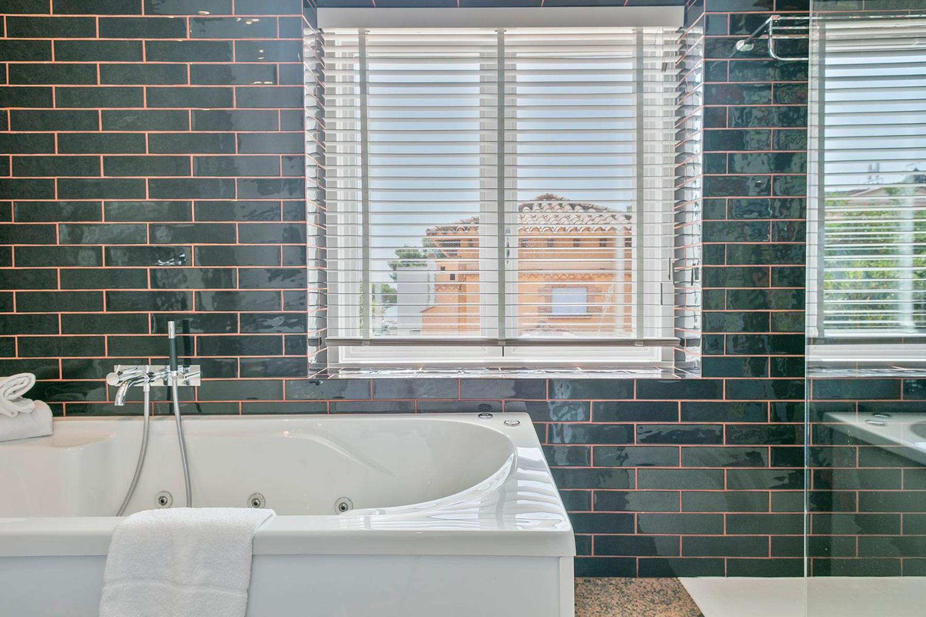 Junior Suite with Pool View