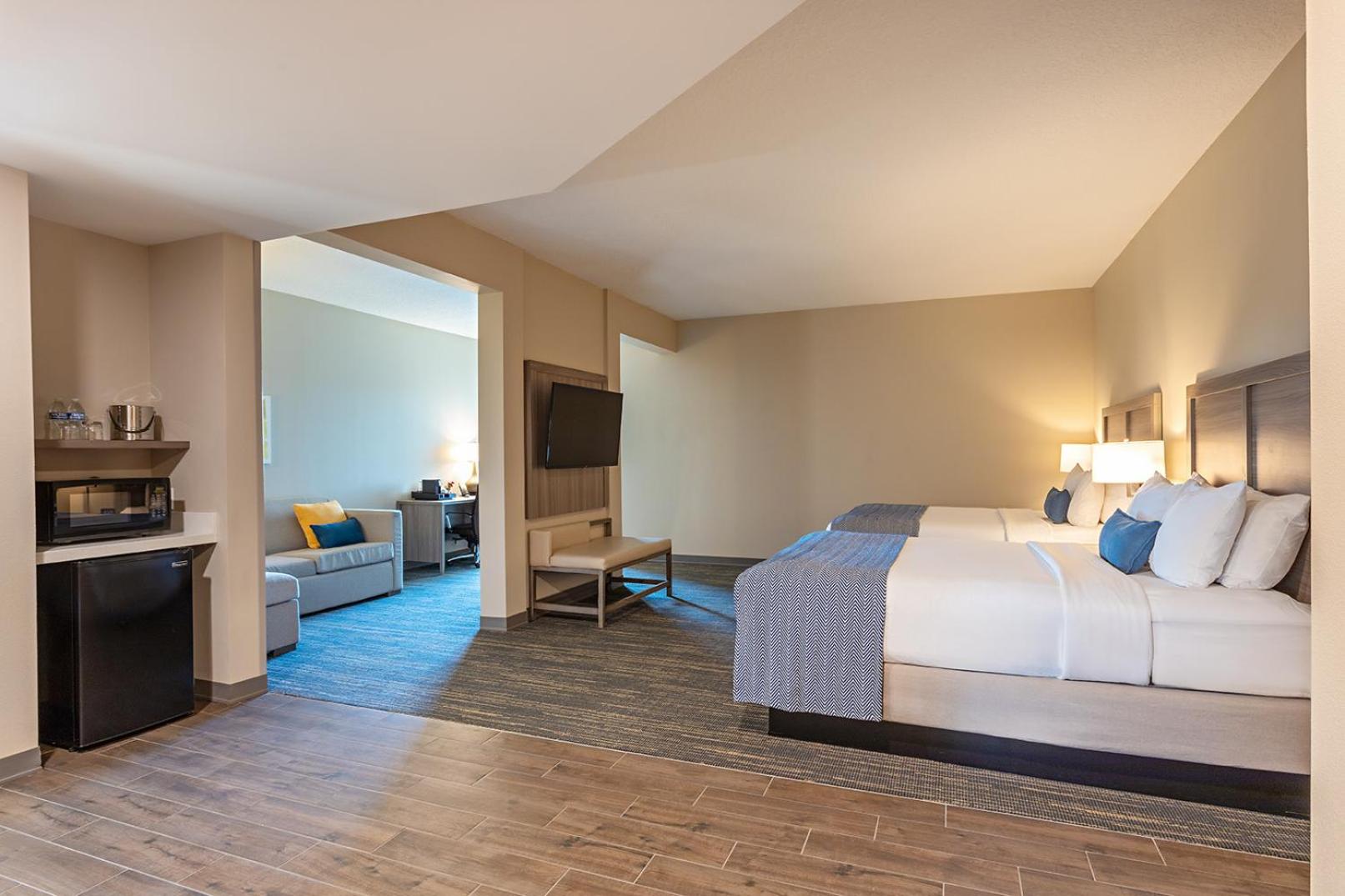 Photo of the whole room