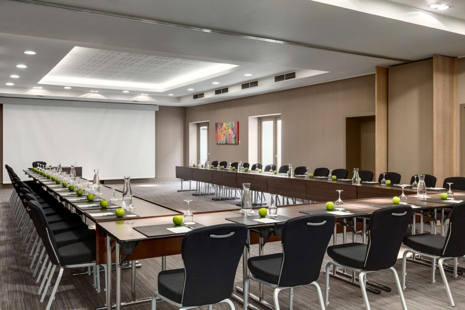 Meeting/conference room