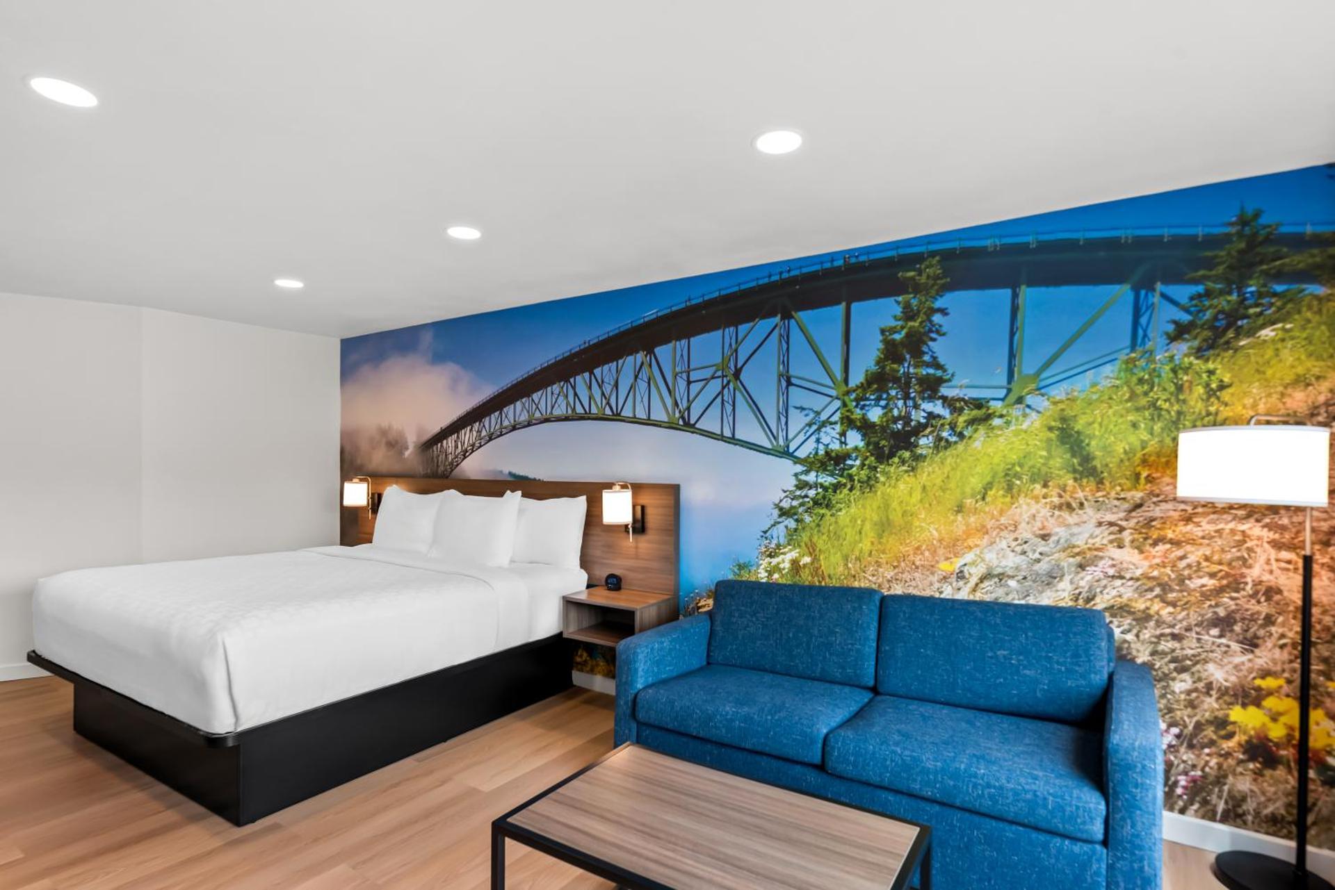 Clarion Pointe Mount Vernon - Burlington