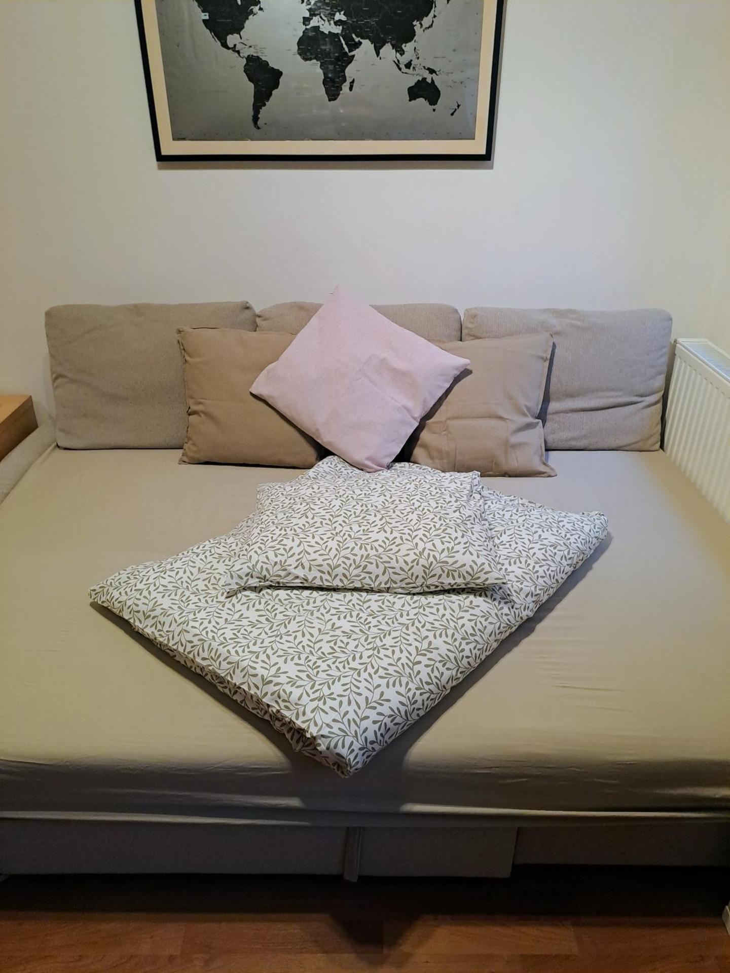 HARRADISE - Plně vybavený apartmán pod Mumlavským vodopádem, přímo na cestě na HŘEBENY, ideální na BĚŽKY a SKIALPY, ZAHRADA na zimní radovánky, kousek do CENTRA i SKIAREÁLU, vybavení i pro DĚTI, absolutní KLID