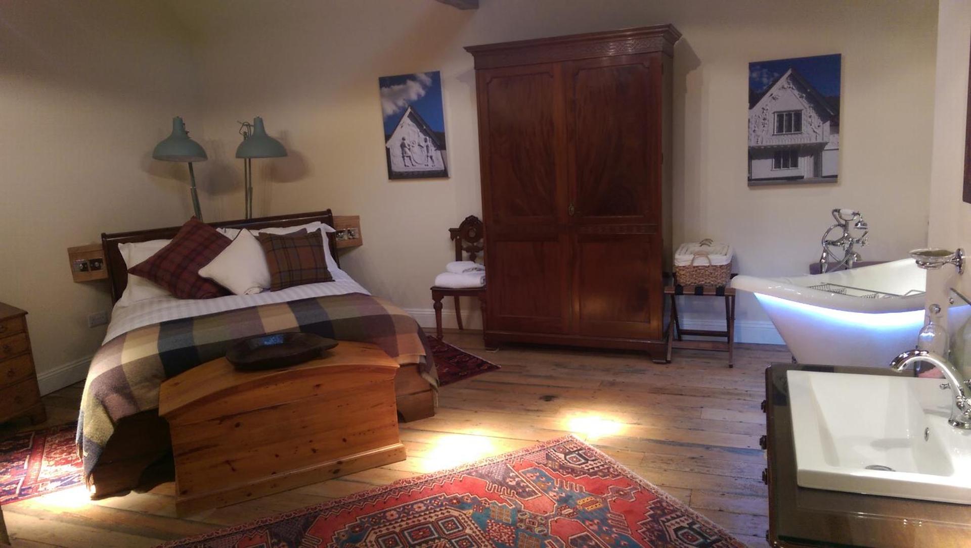 Photo of the whole room