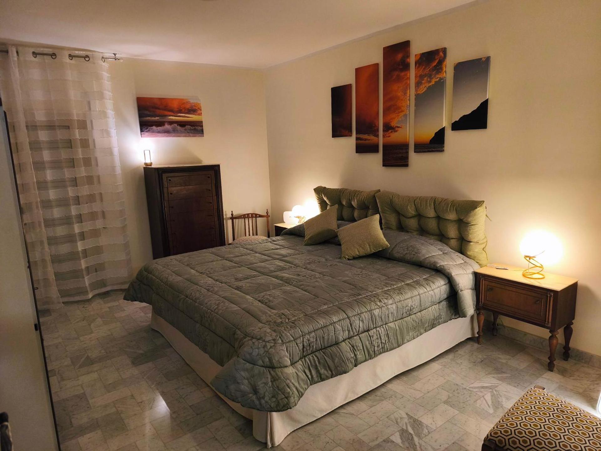 Franca la Sarta House