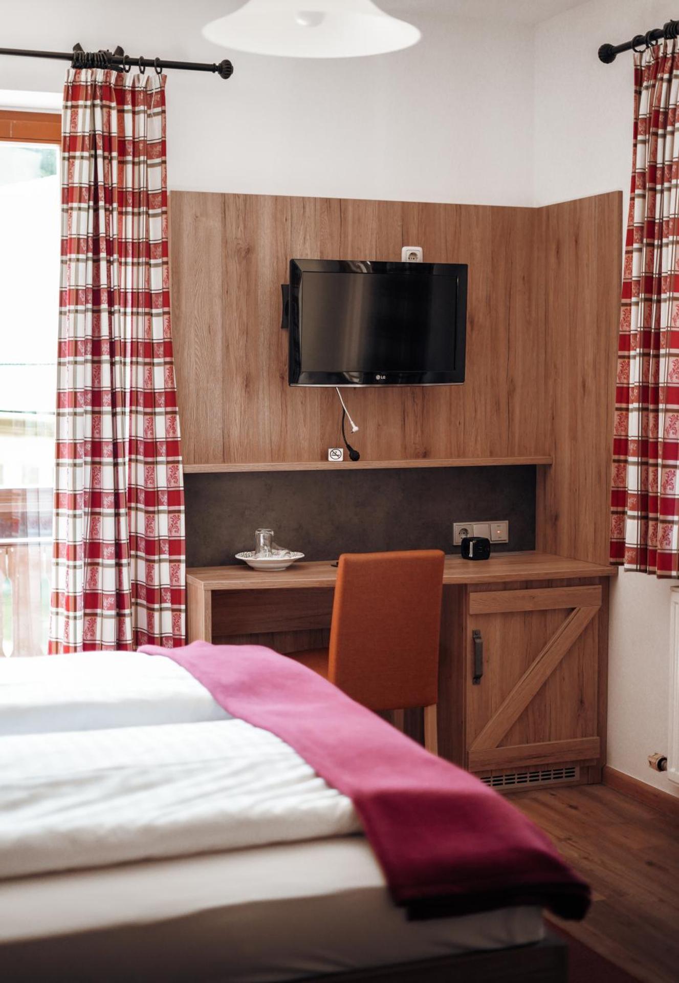 Hotel Garni Pension zur Wacht