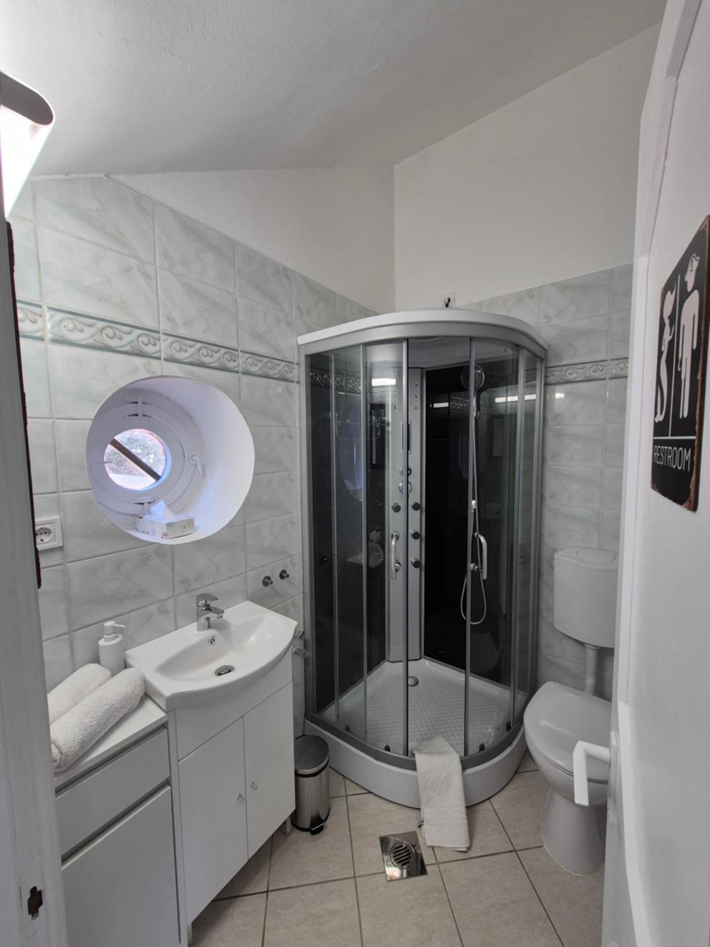 Red Lion Pub & Apartments Szentendre