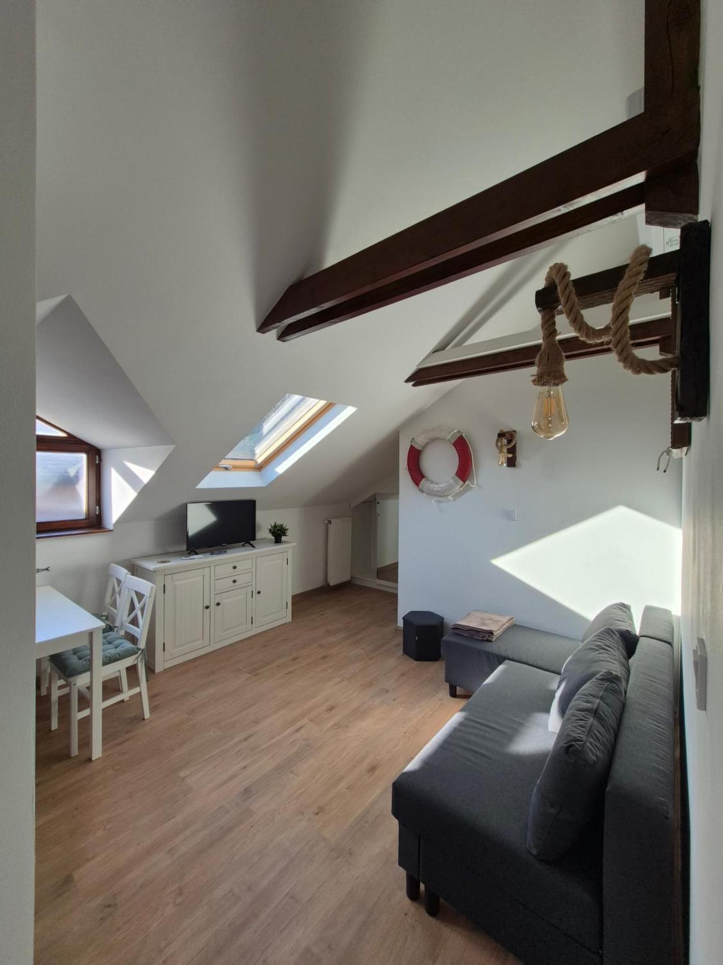 Red Lion Pub & Apartments Szentendre