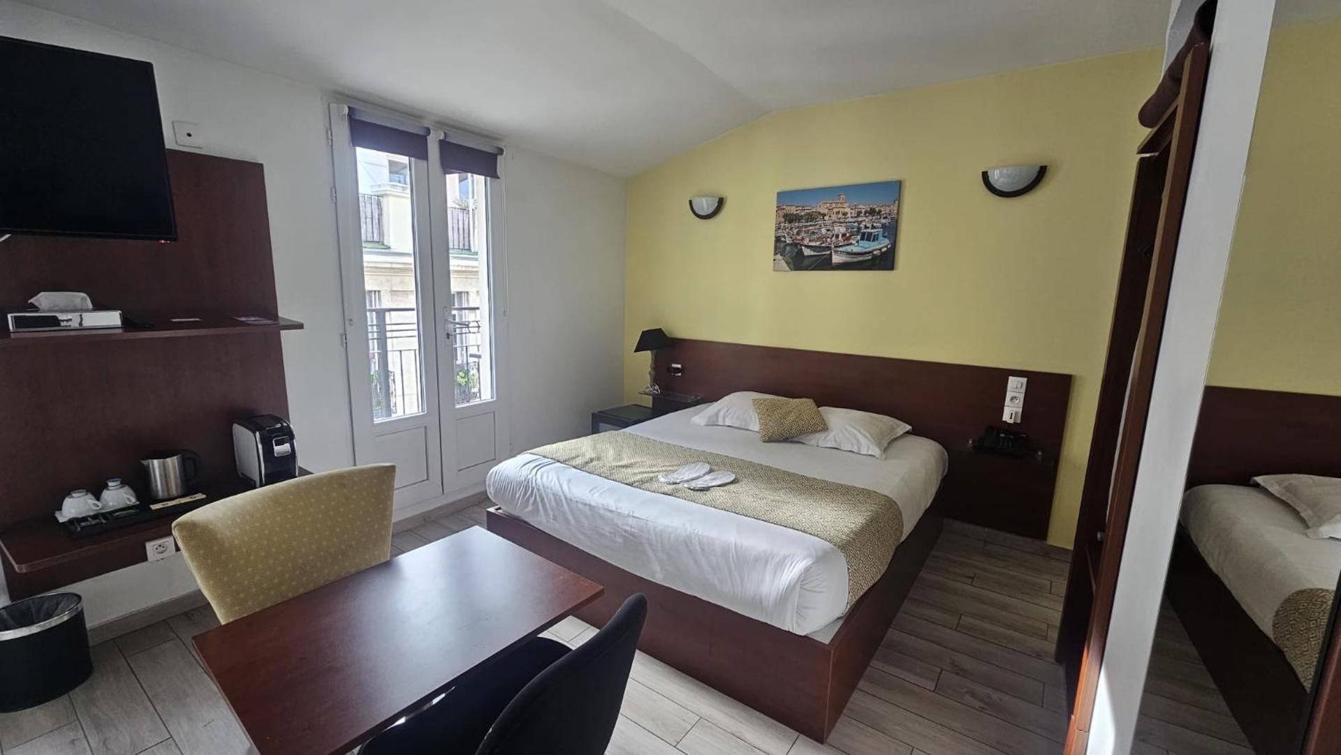 Suite Room with balcony 4 people