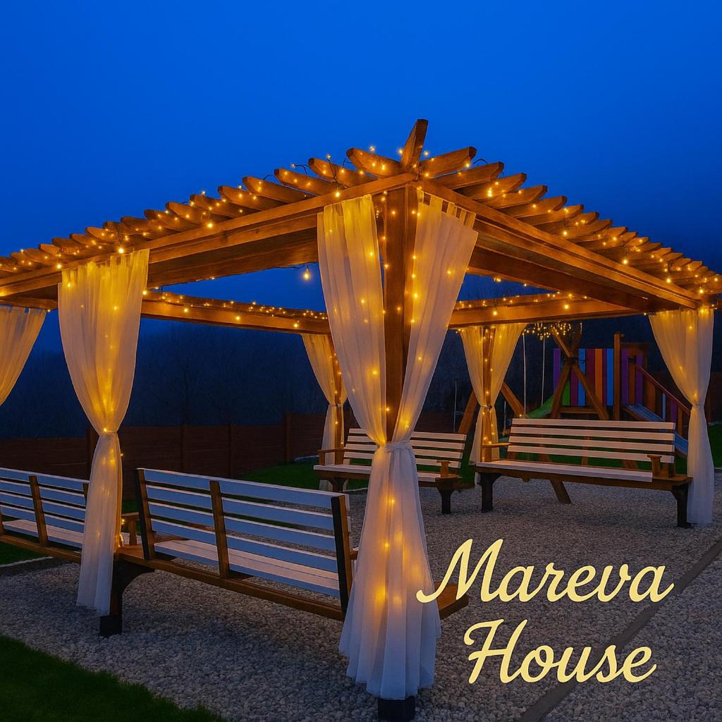 Mareva House A Frame Chalet