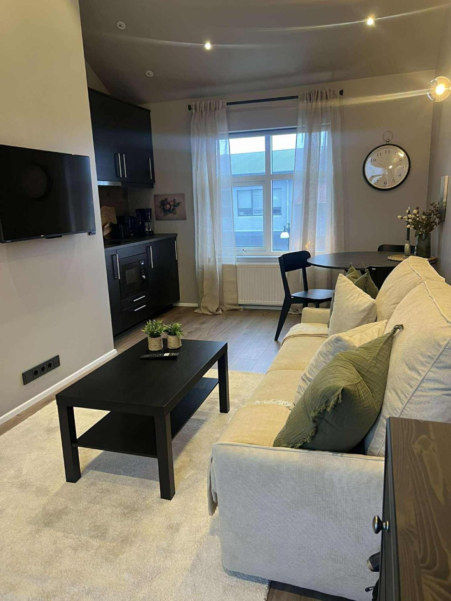 Ray of Sunshine Hafnargata