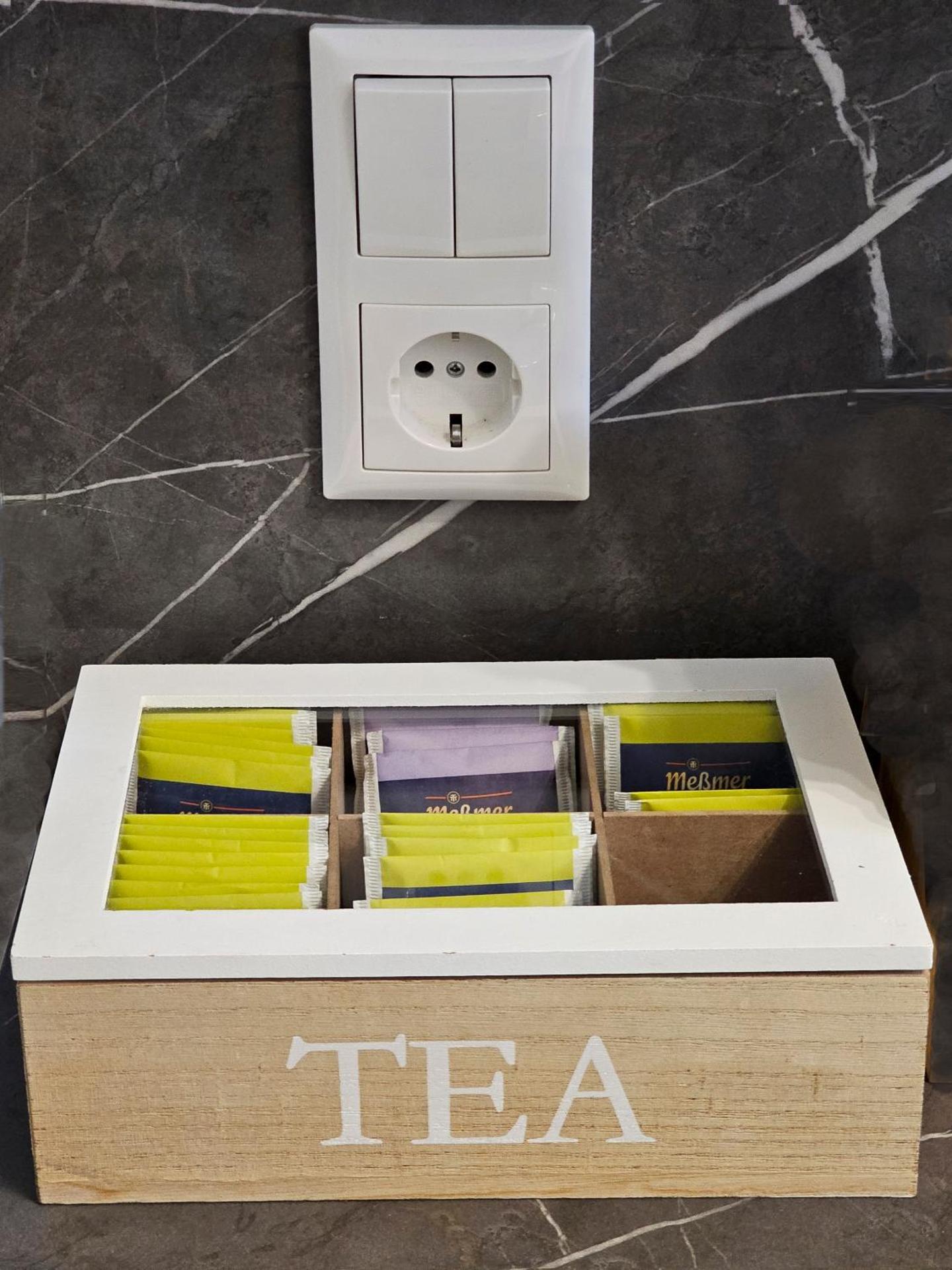 Coffee/tea facilities