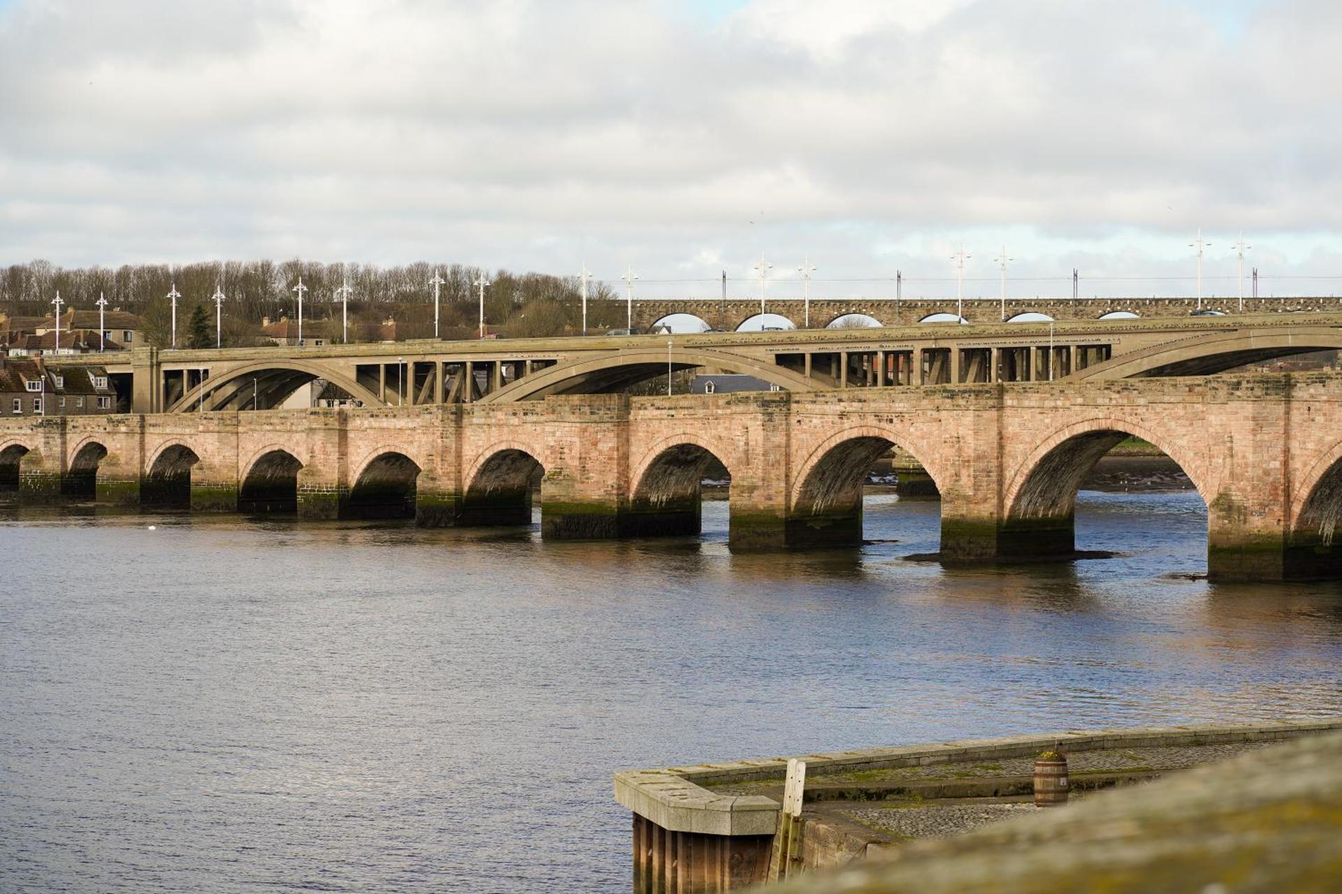 Cinnabar Romantic Hideaway on Historic Walls