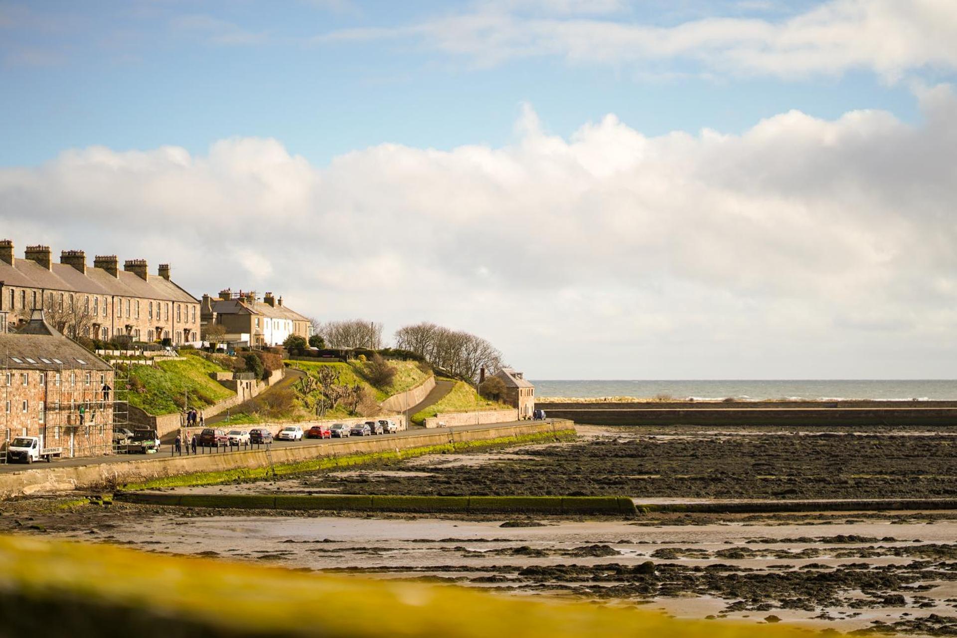 The Jungle Nook Romantic Hideaway with Log Burner