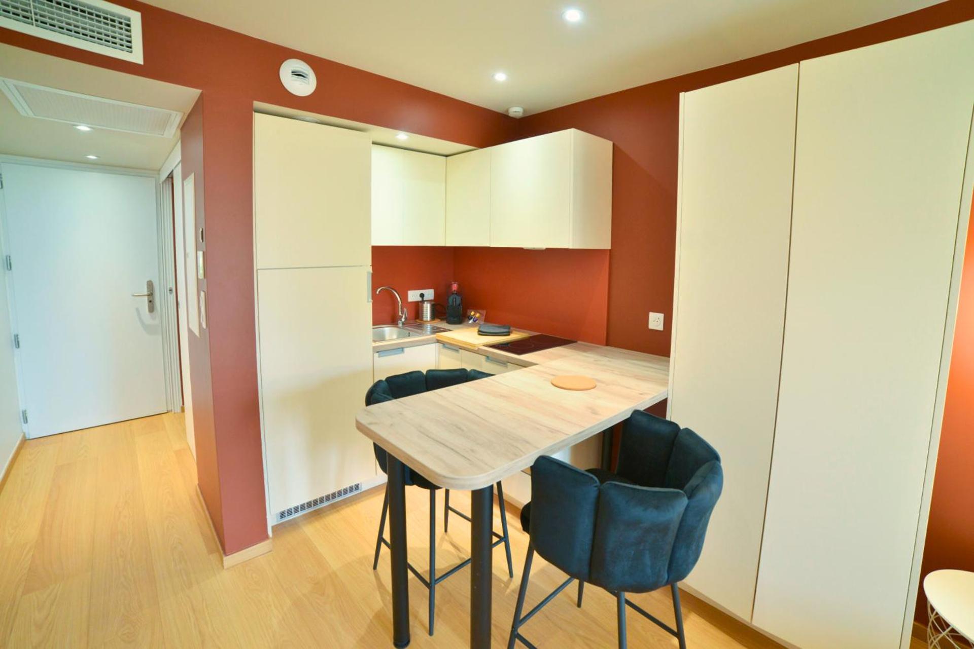 Kitchen or kitchenette