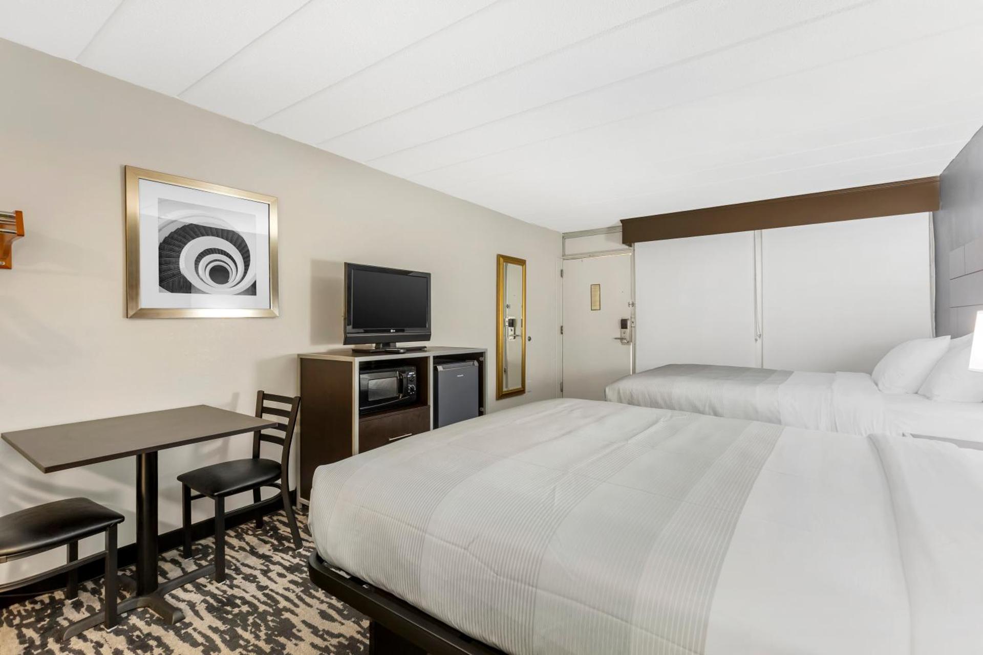 Queen Room with Two Queen Beds - Non-Smoking