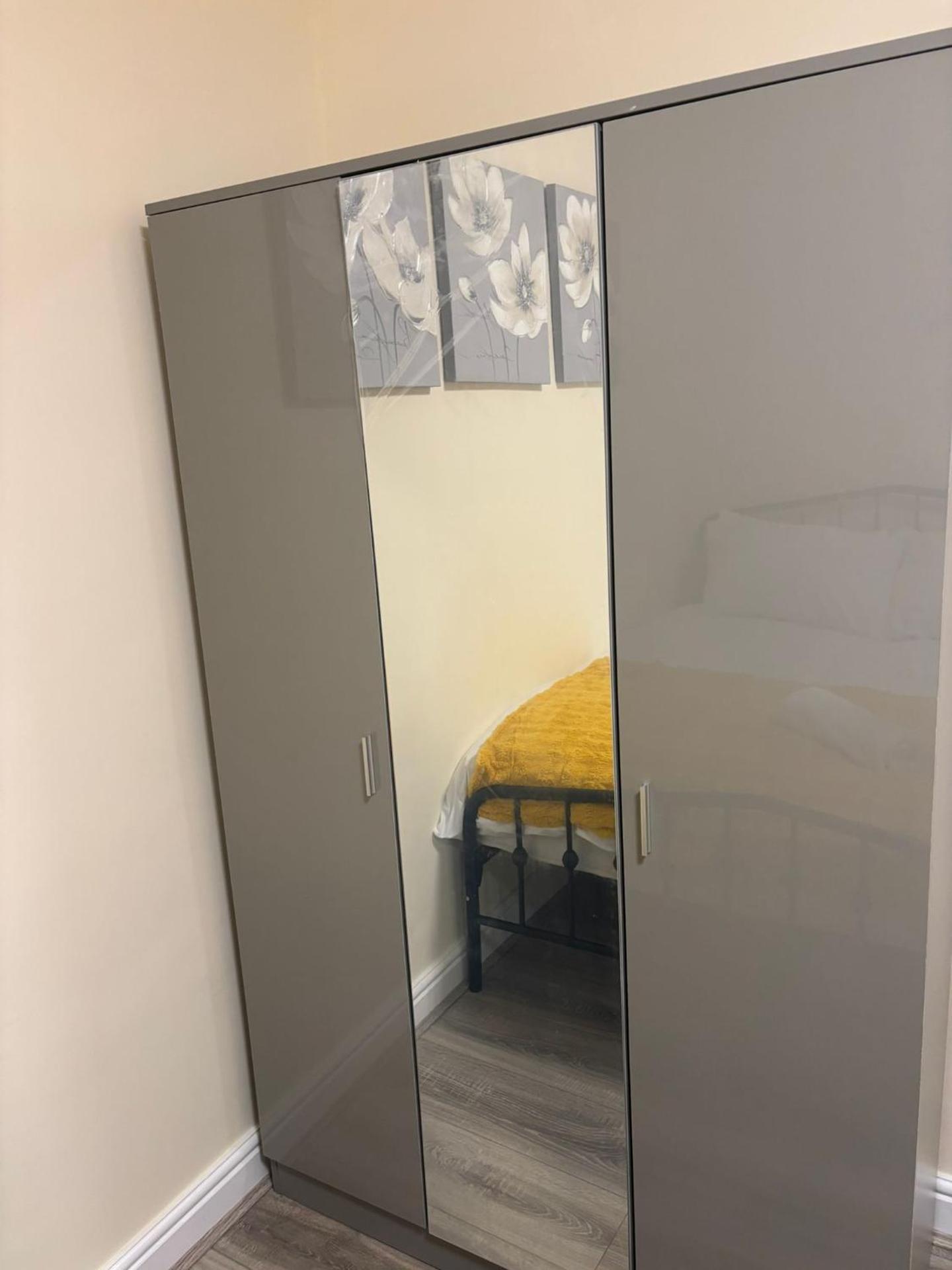 London Budget-Friendly Stay