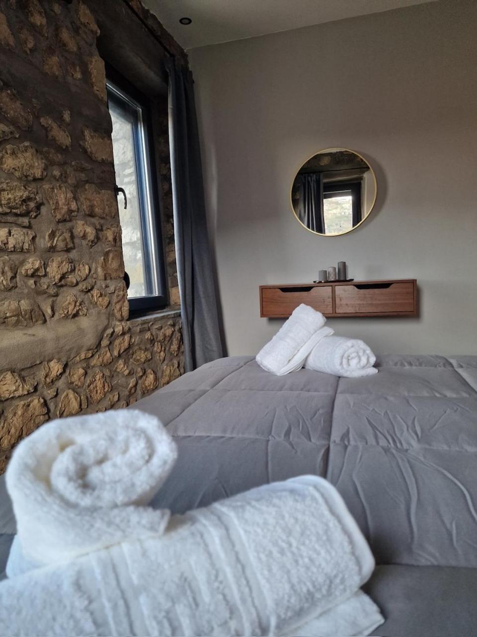 Vasiliki Pramanta villas