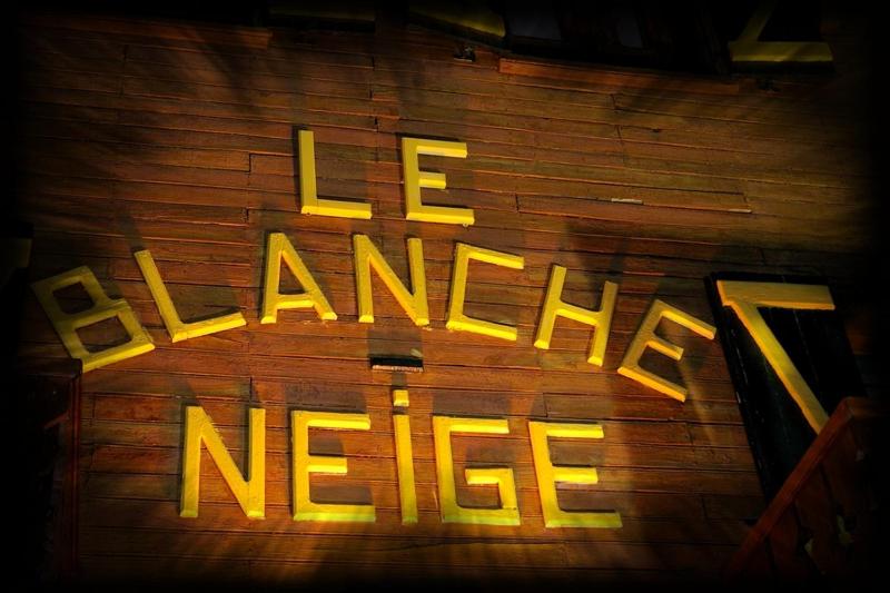 Property logo or sign