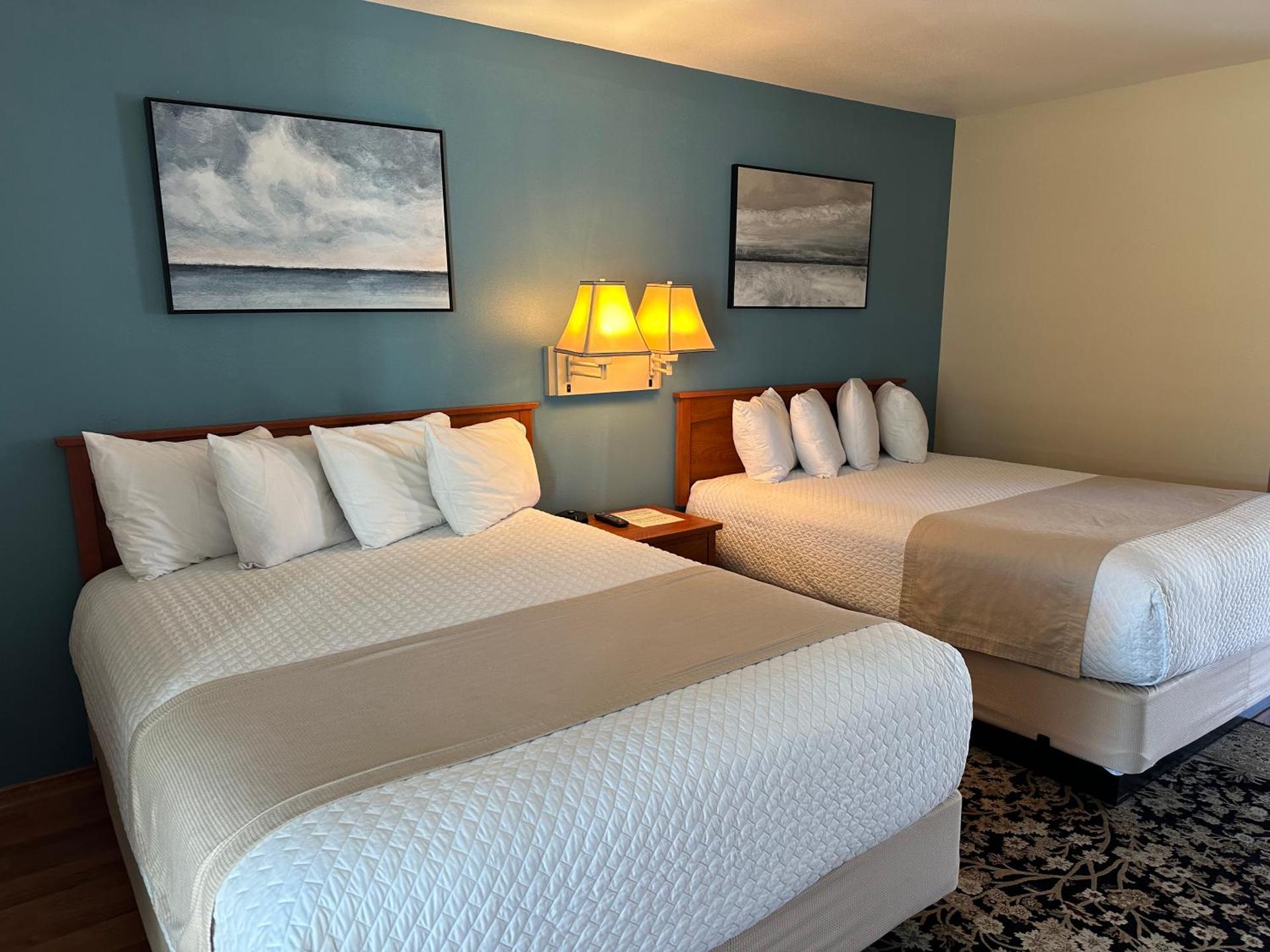 Two Queen Room with Bath