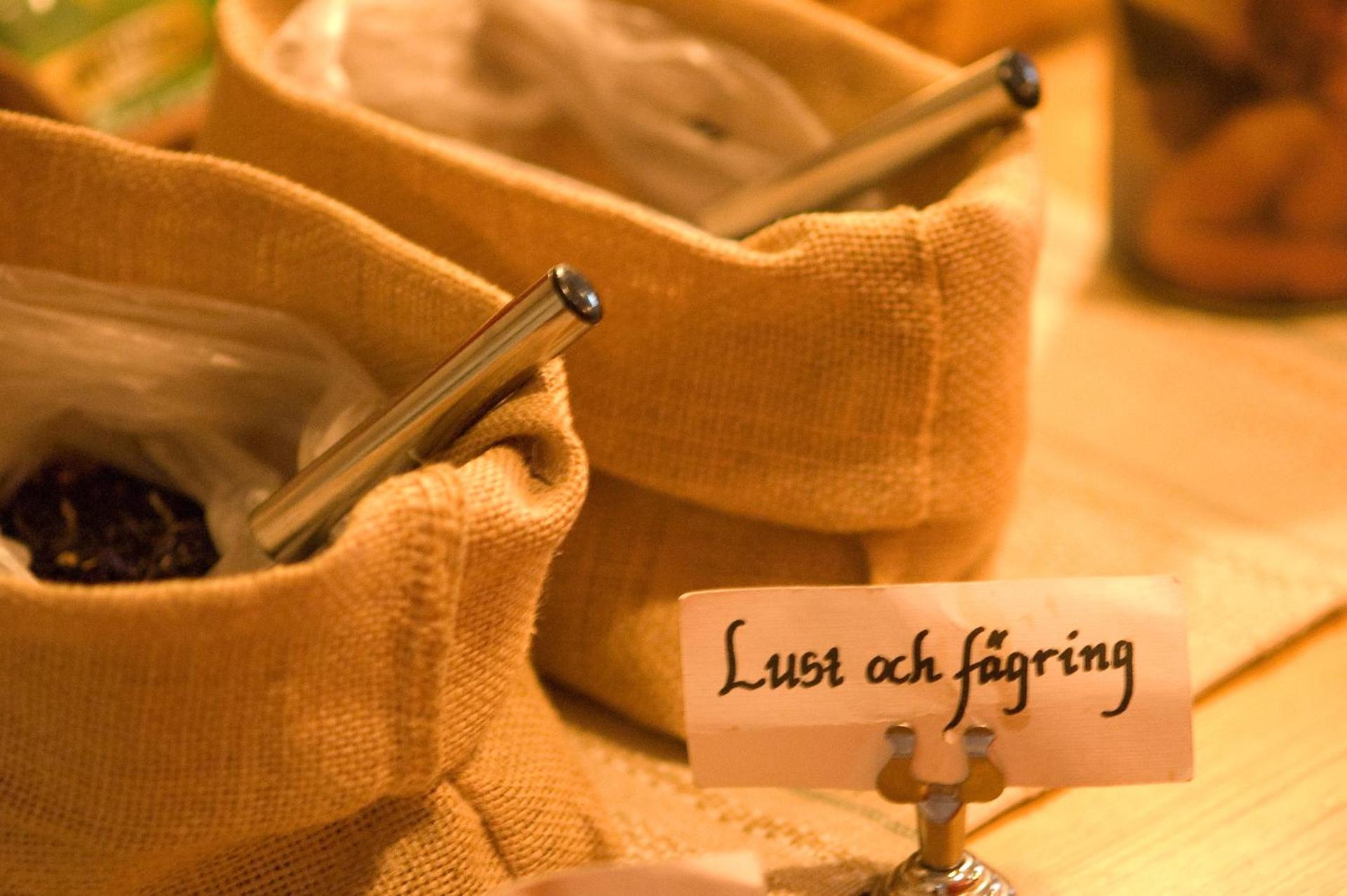 Logo/Certificate/Sign