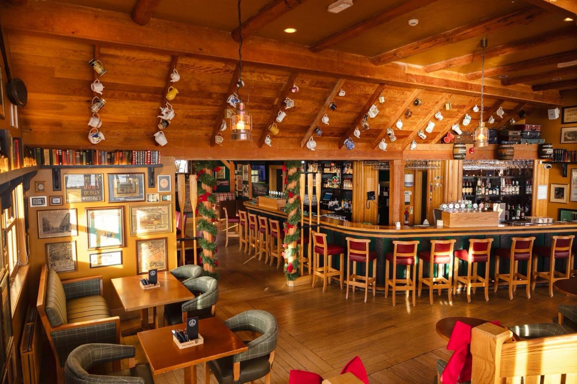 The Waters Edge Hotel