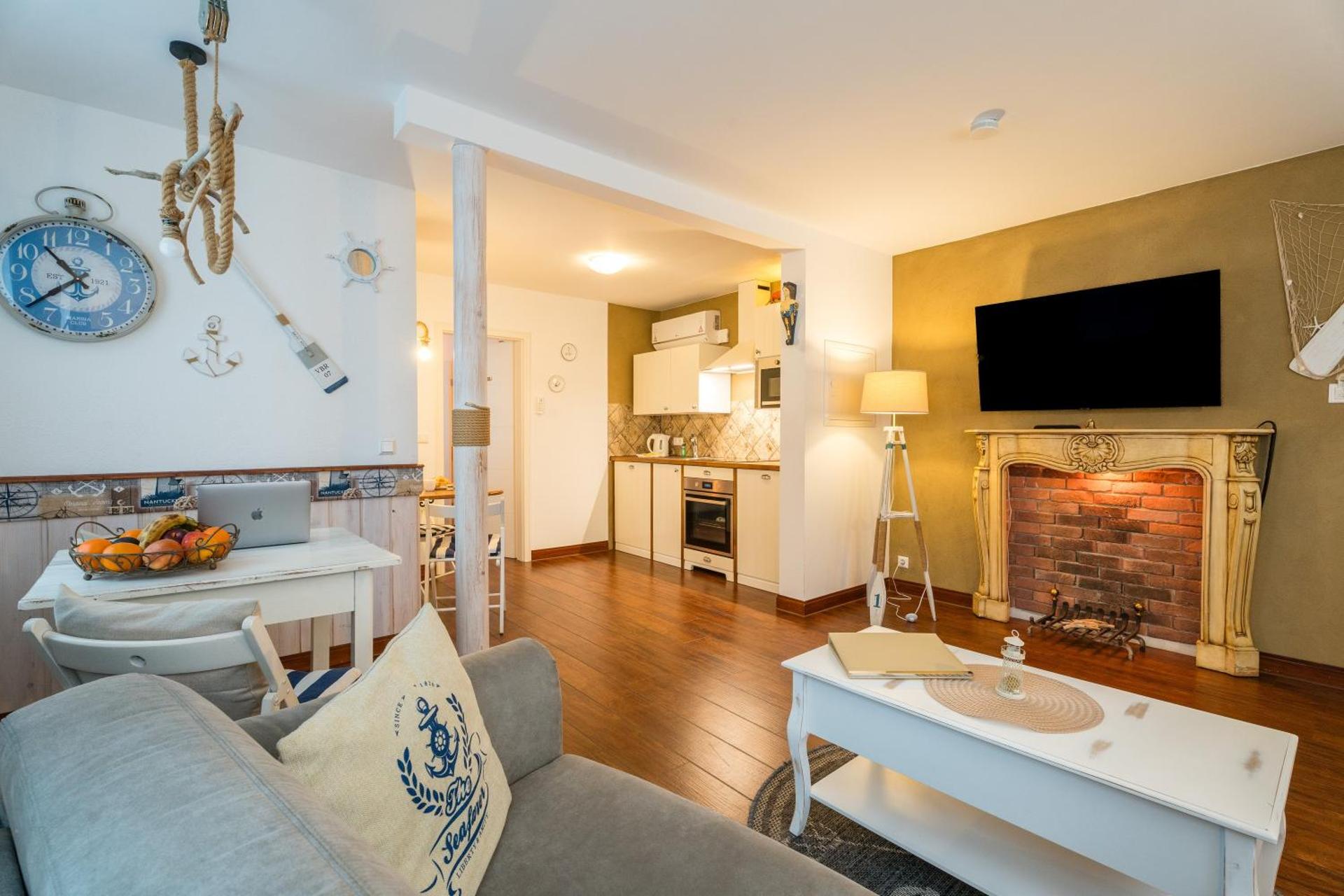 Boutique Suites by K A M E L U