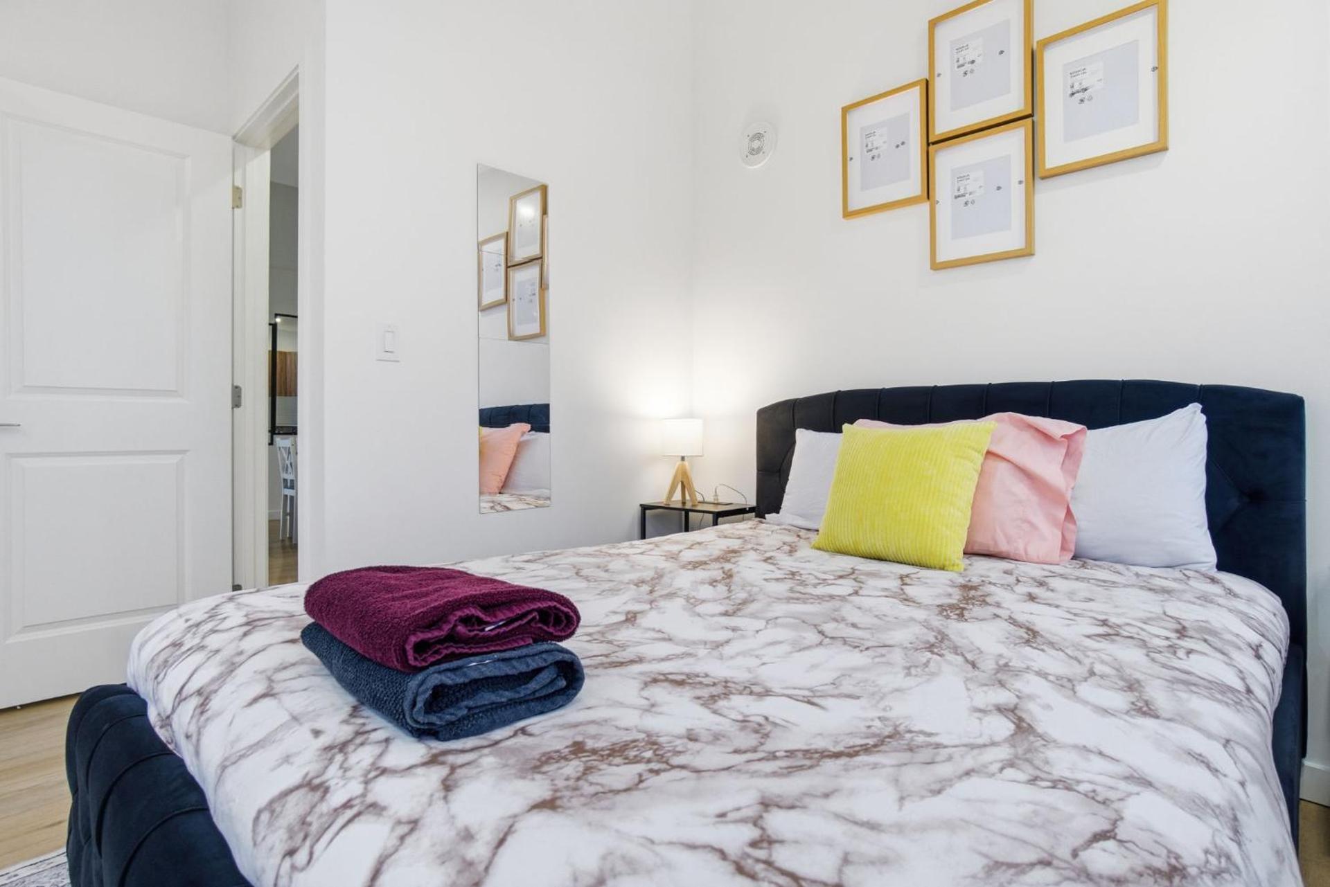 Luxury 1Beds and 2Beds in Downtown Edmonton close to Rogers