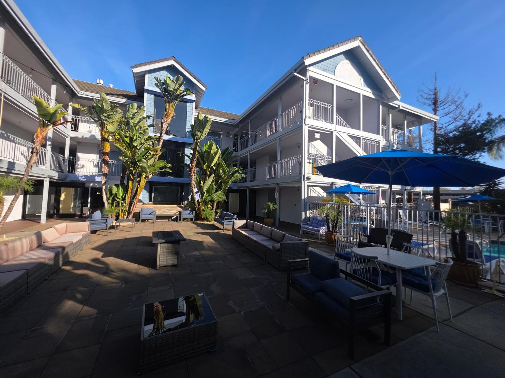Inner courtyard view