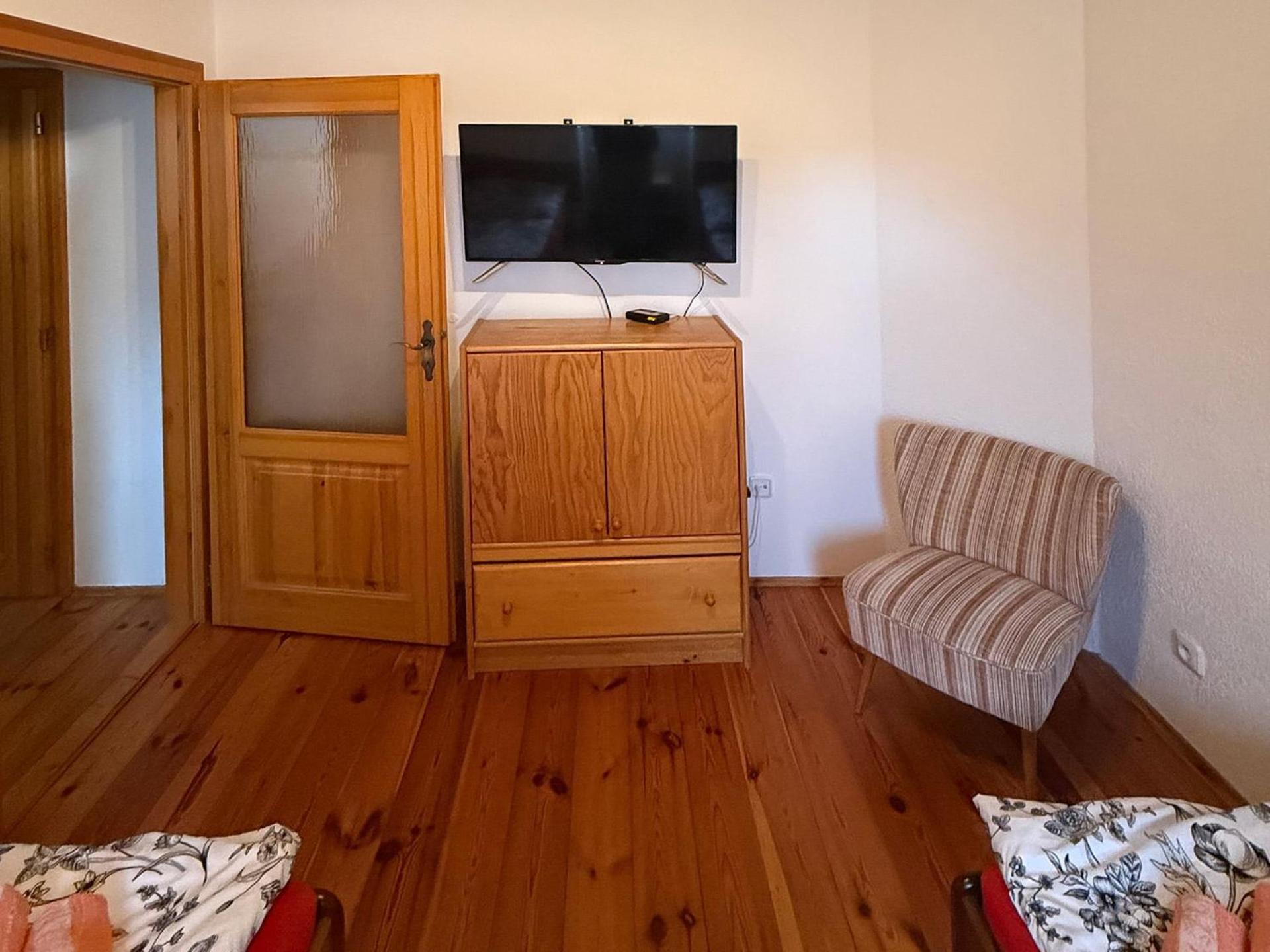 Penzion a restaurace U Zvonku