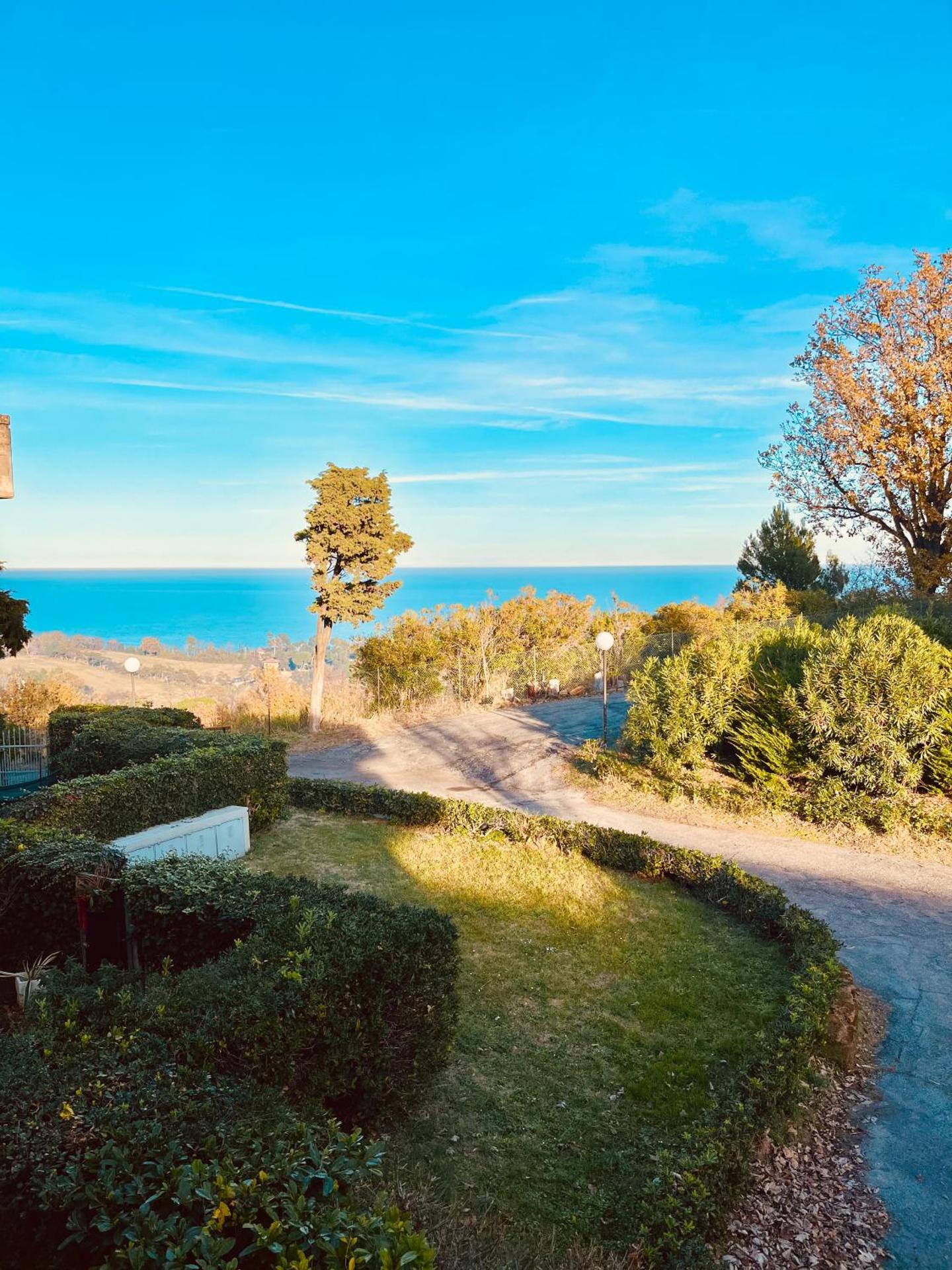 Appartamenti Pesaro Mare Ledimar