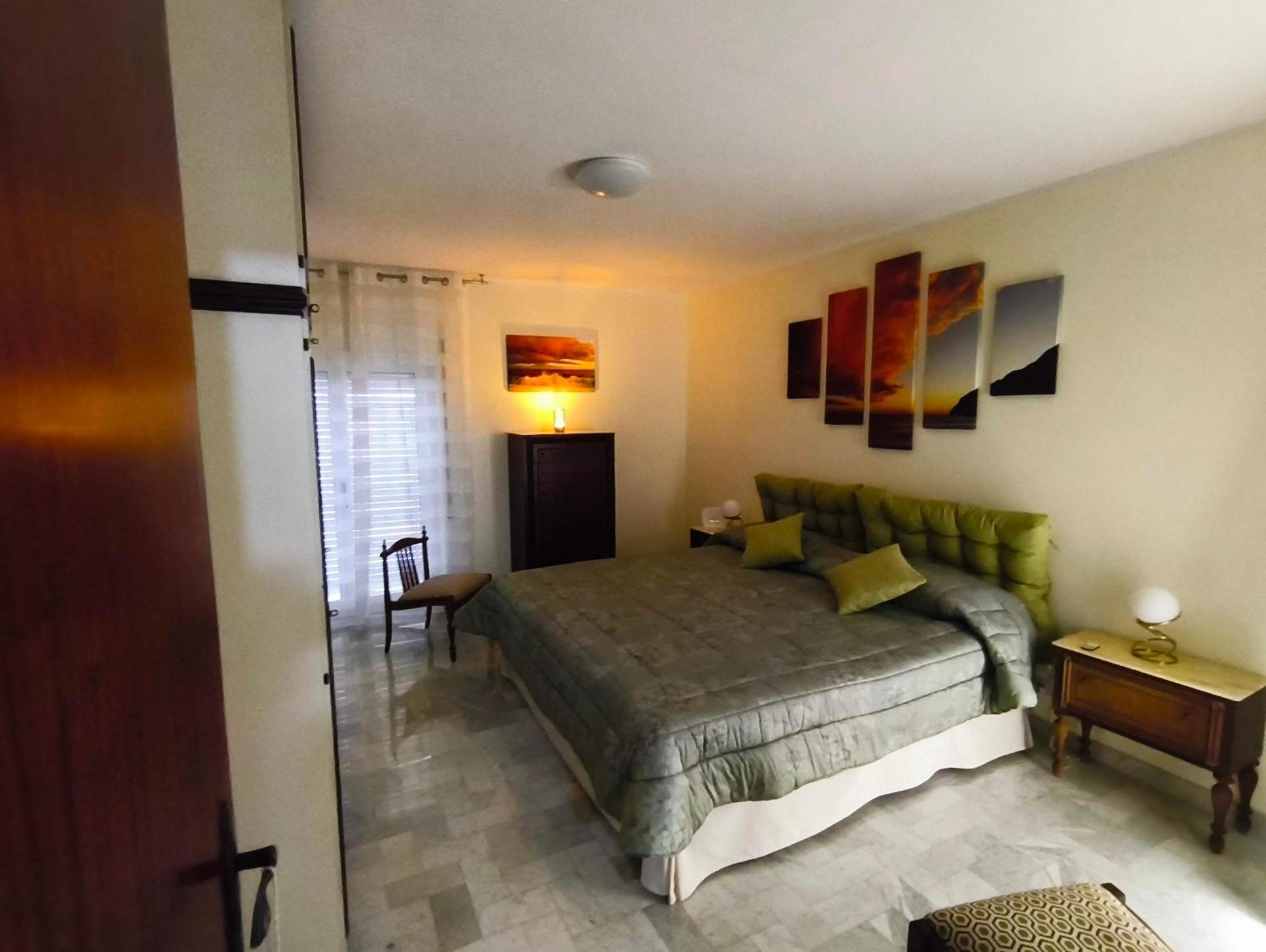 Franca la Sarta House