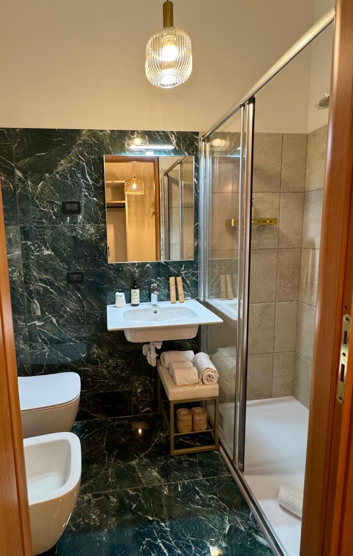 Centro Storico Suites Sarnico