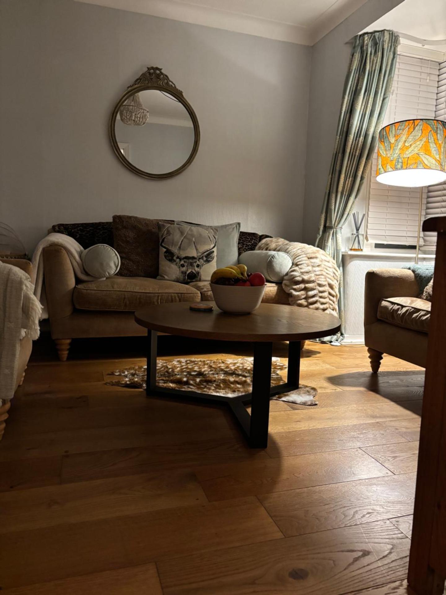 Number 78 Guest house M56 junction 12 located 5 minutes drive from Frodsham Continental breakfast Included January OFFER book for 2 nights or more get 1 night stay for FREE pending availability