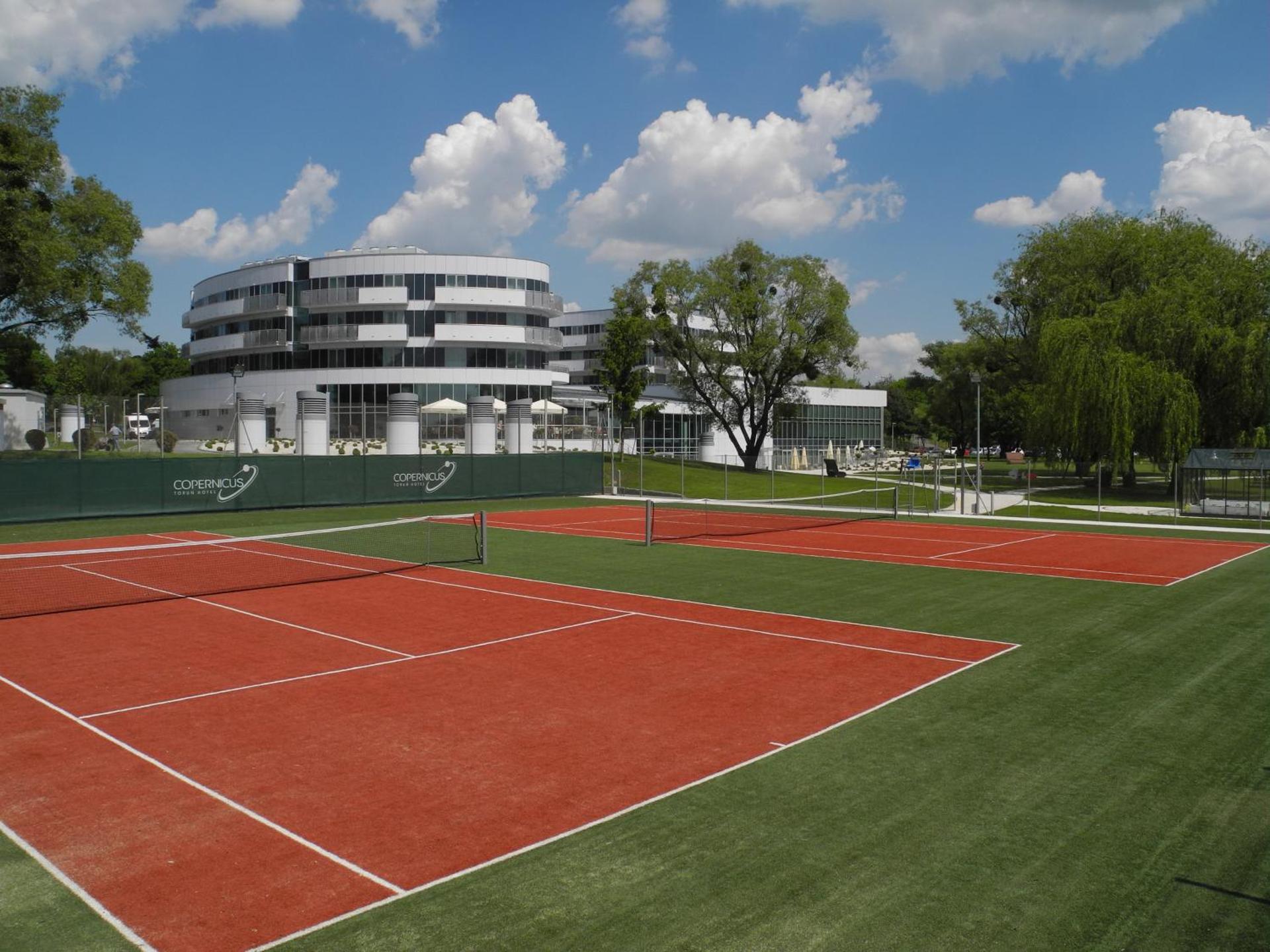Tennis court