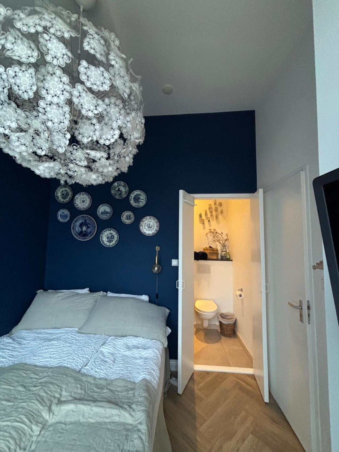 Lovely small apartment in 'De Pijp'