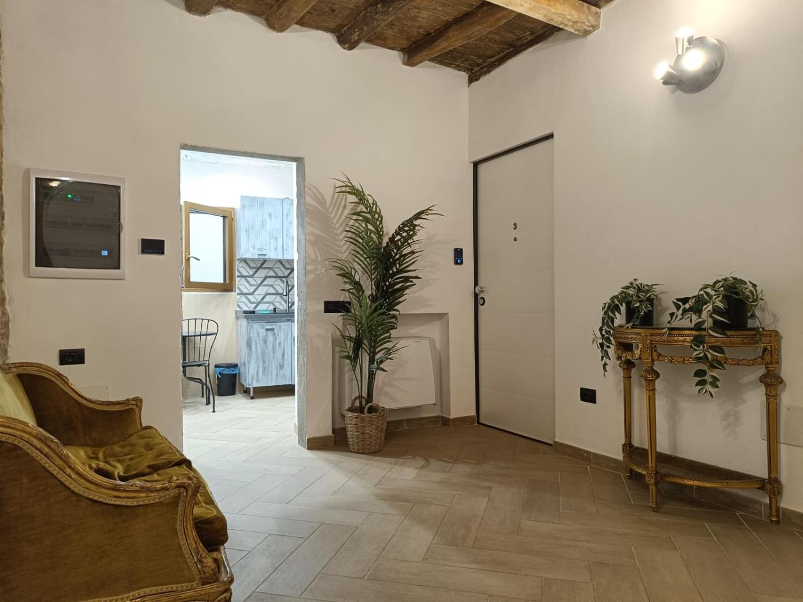 BNB Frescoes Rooms San Frediano