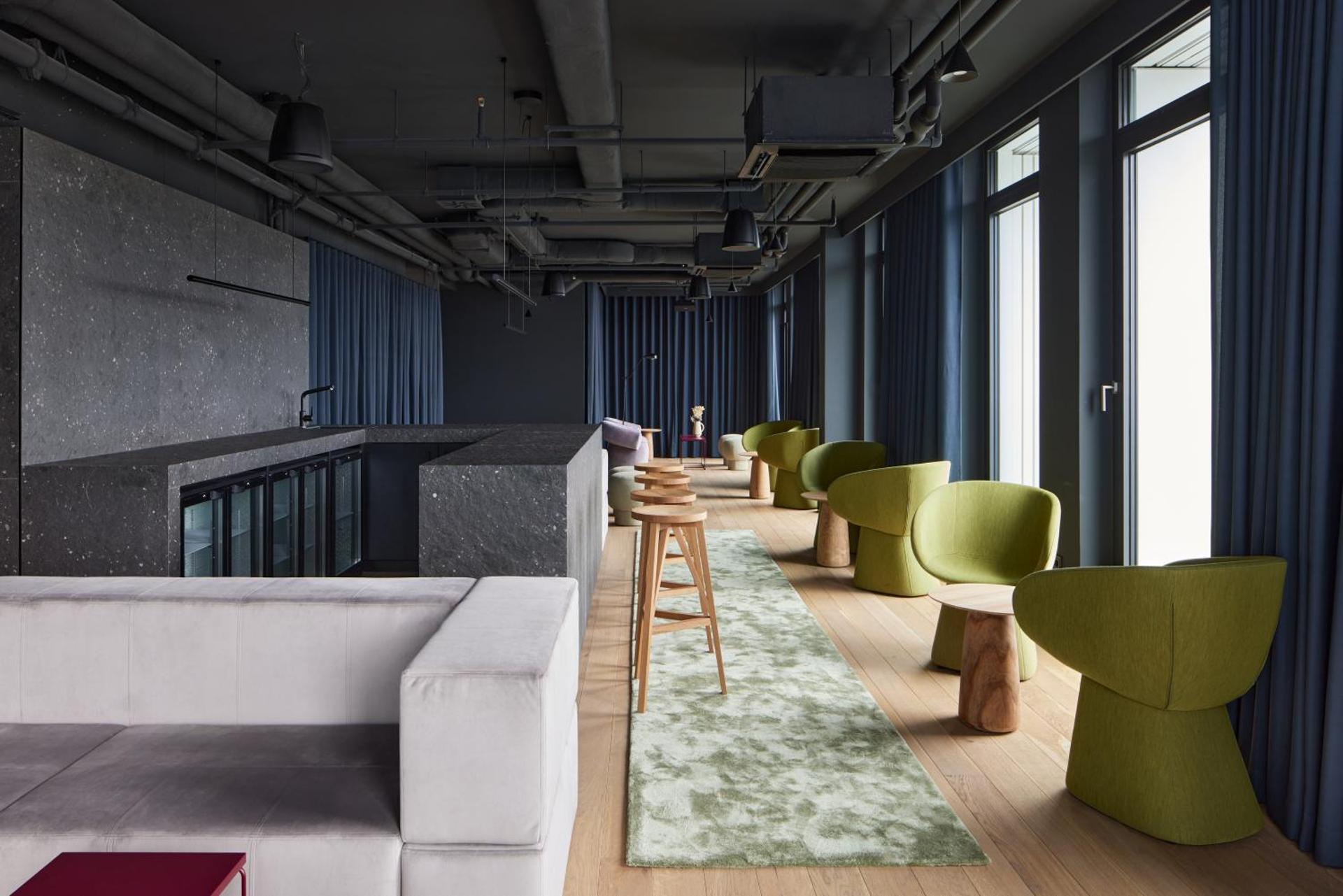 Meeting/conference room