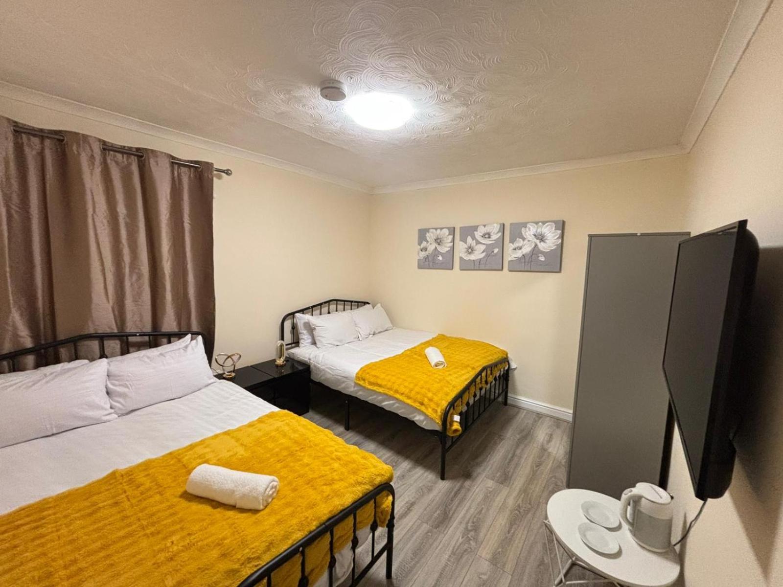 London Budget-Friendly Stay
