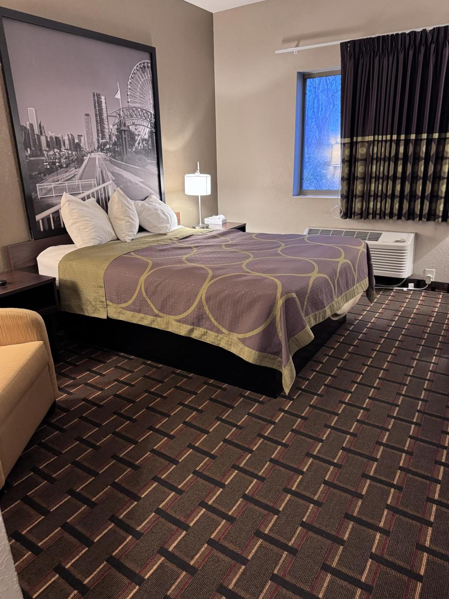 Super 8 by Wyndham Valparaiso