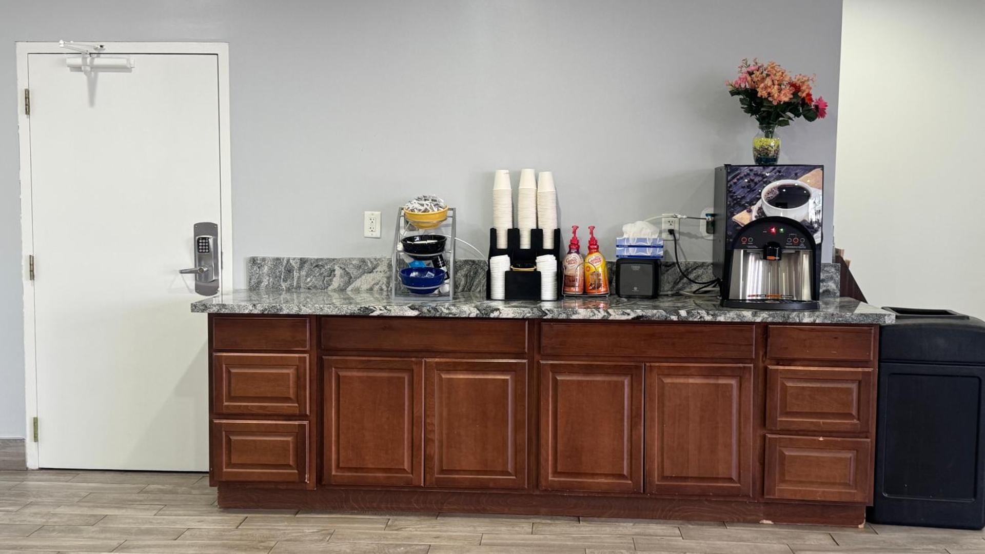 Coffee/tea facilities