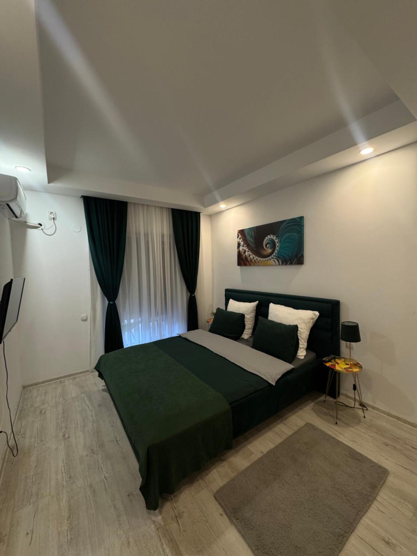 Lucas investment L3 -104