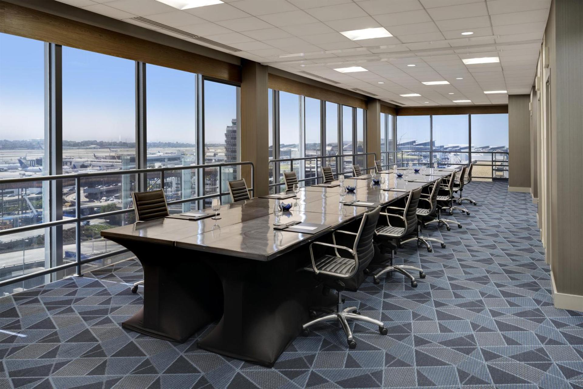 Meeting/conference room