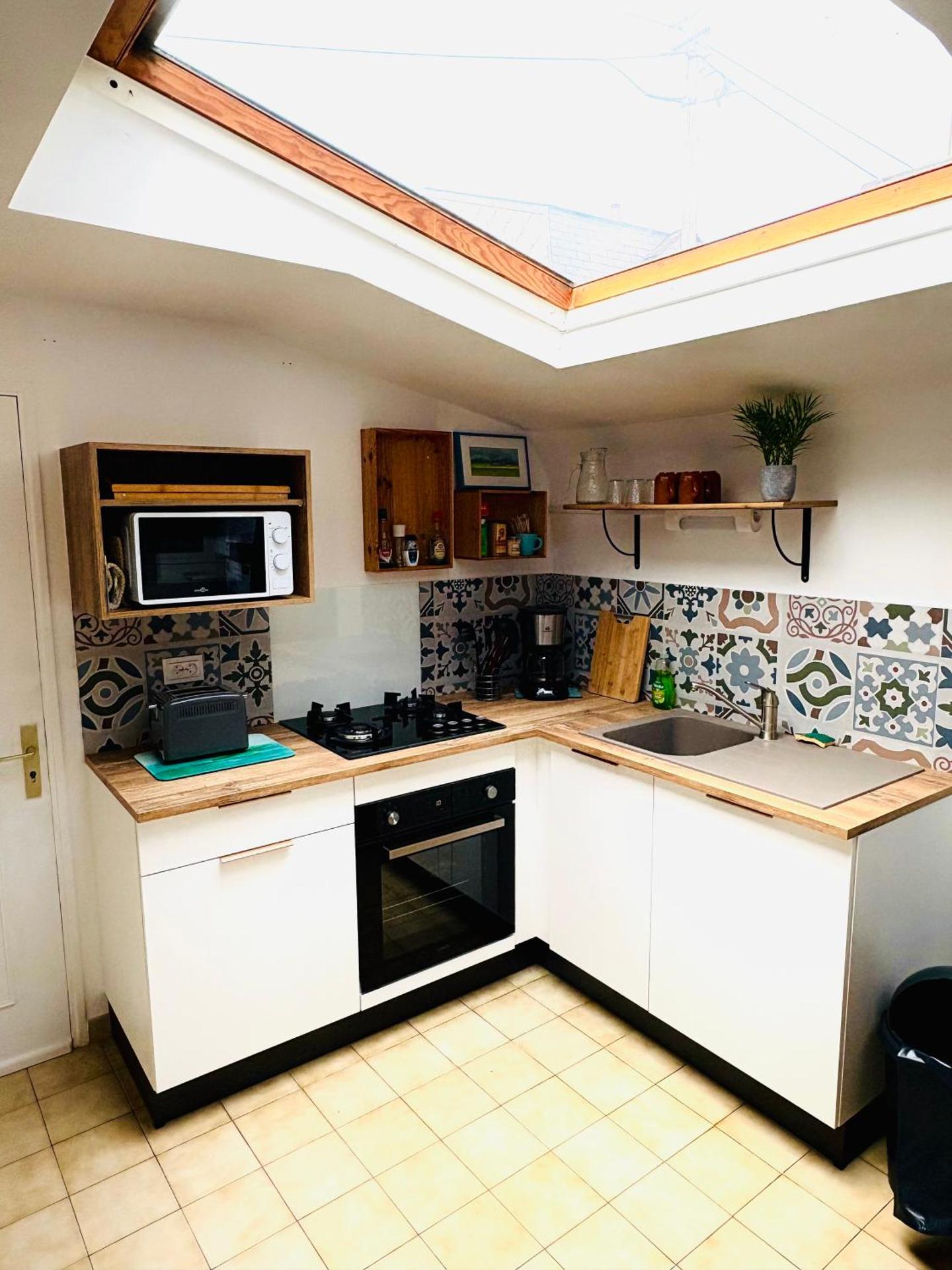 Kitchen or kitchenette