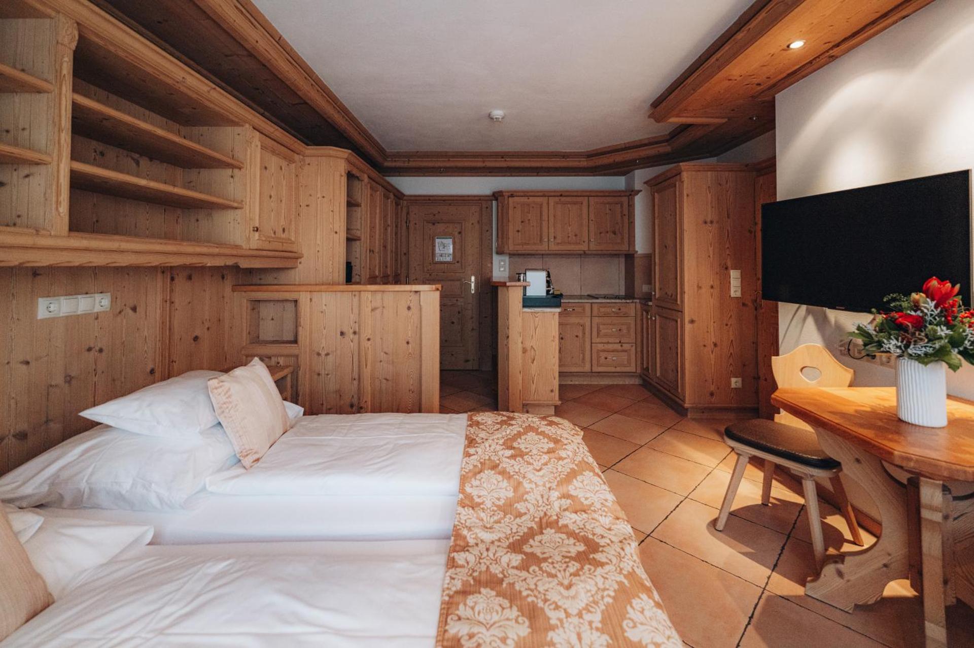 One-Bedroom Apartment with Terrace