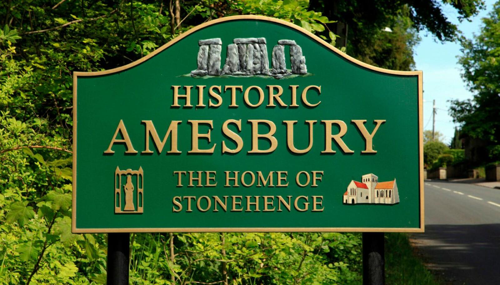 Stonehenge Courtyard