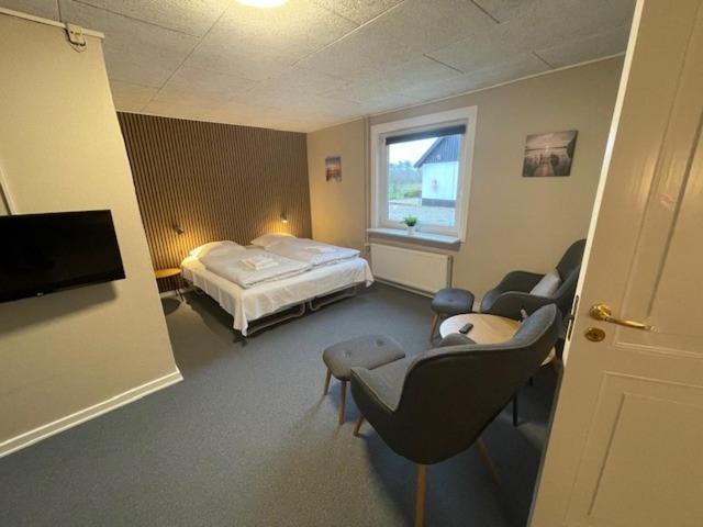 Studio (2 Adults) (Nr. 1)