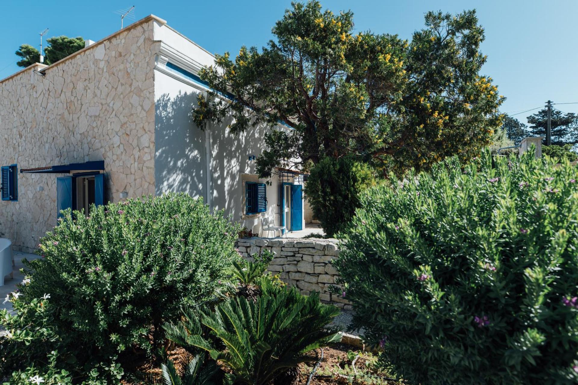 Banfi's villa on the sea