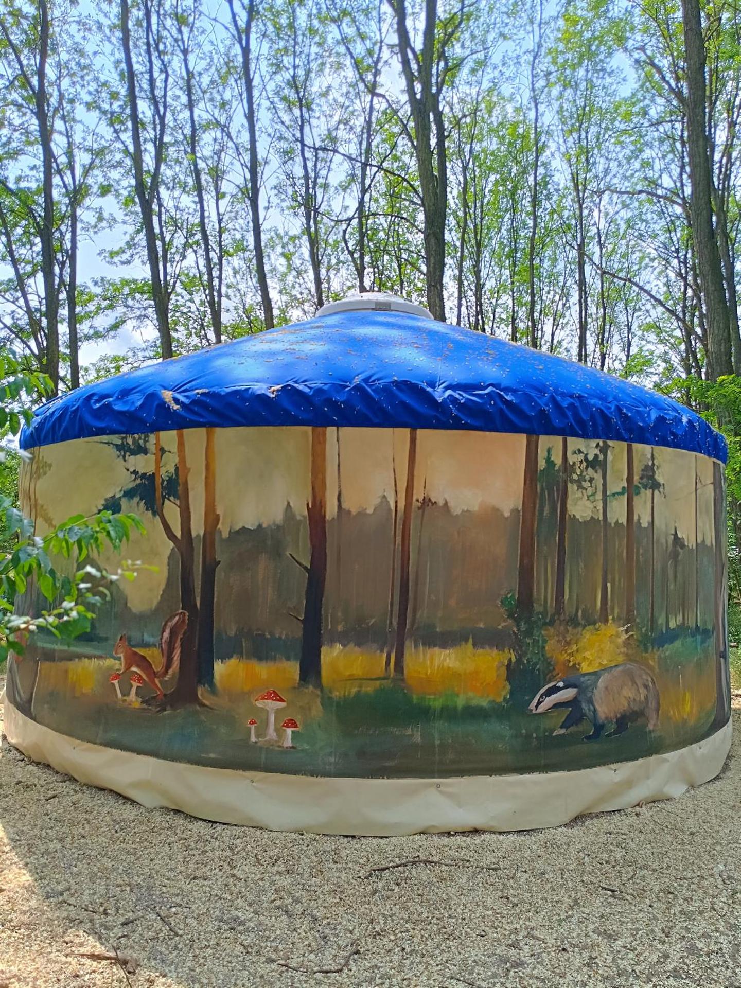 Jurta Na Skraju Lasu